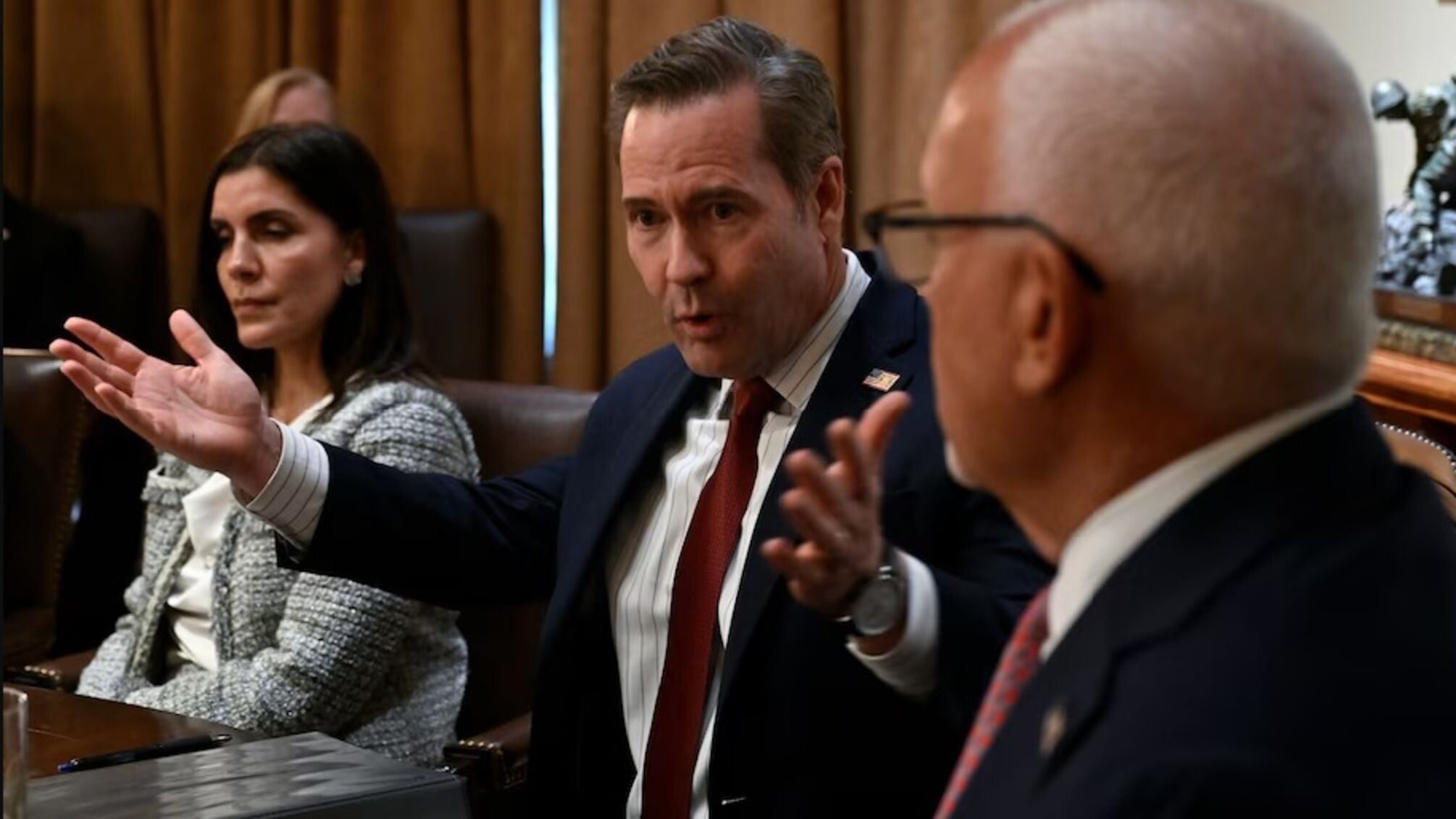 Gmail вместо правительственных серверов: как советники Трампа относятся к безопасности данных