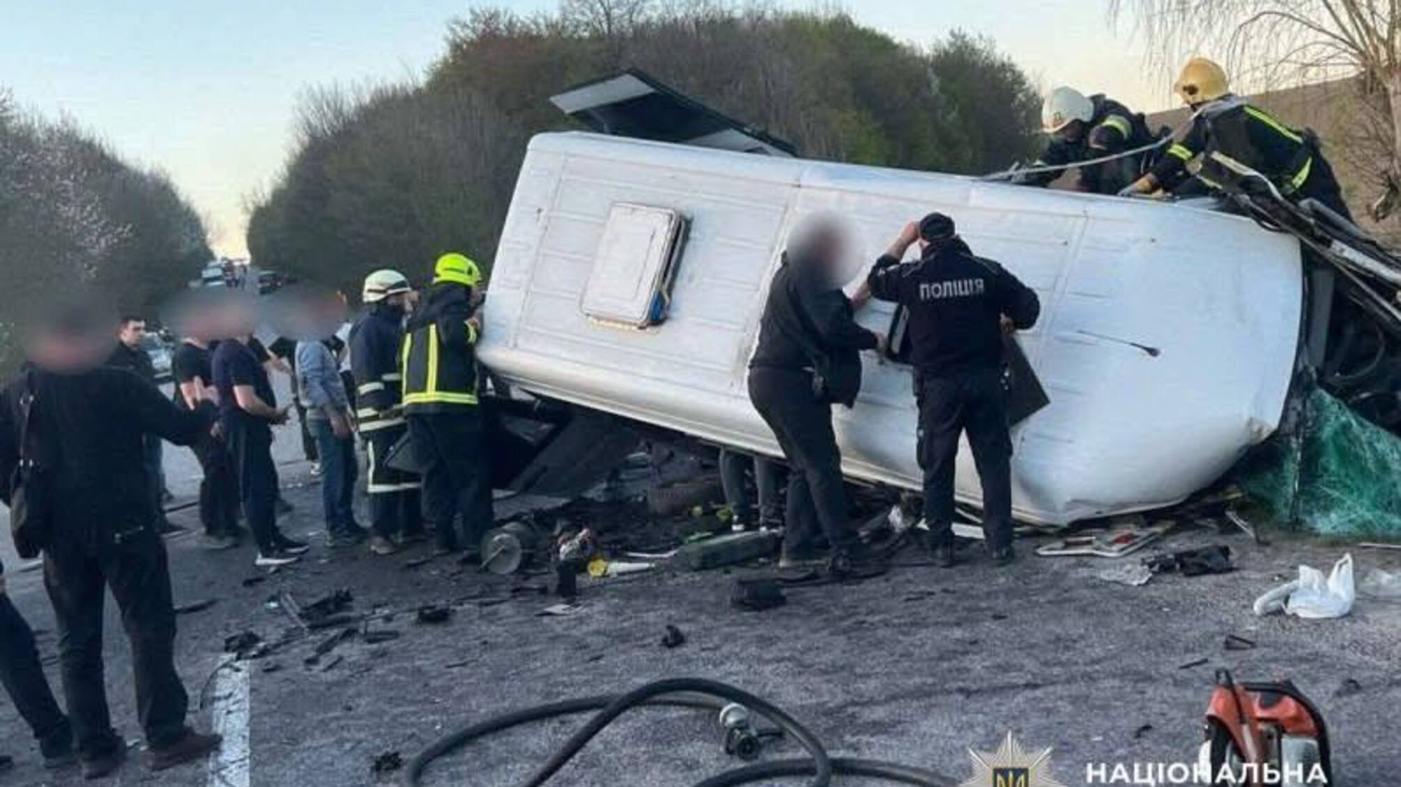Поліція розслідує смертельну ДТП під Жмеринкою: усього постраждало 11 людей