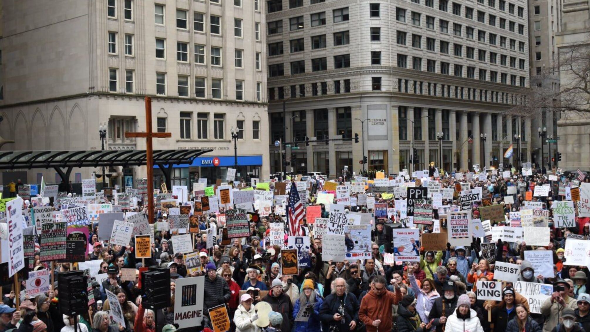 «Фашизм» или борьба за свободу: в США продолжаются массовые акции протеста
