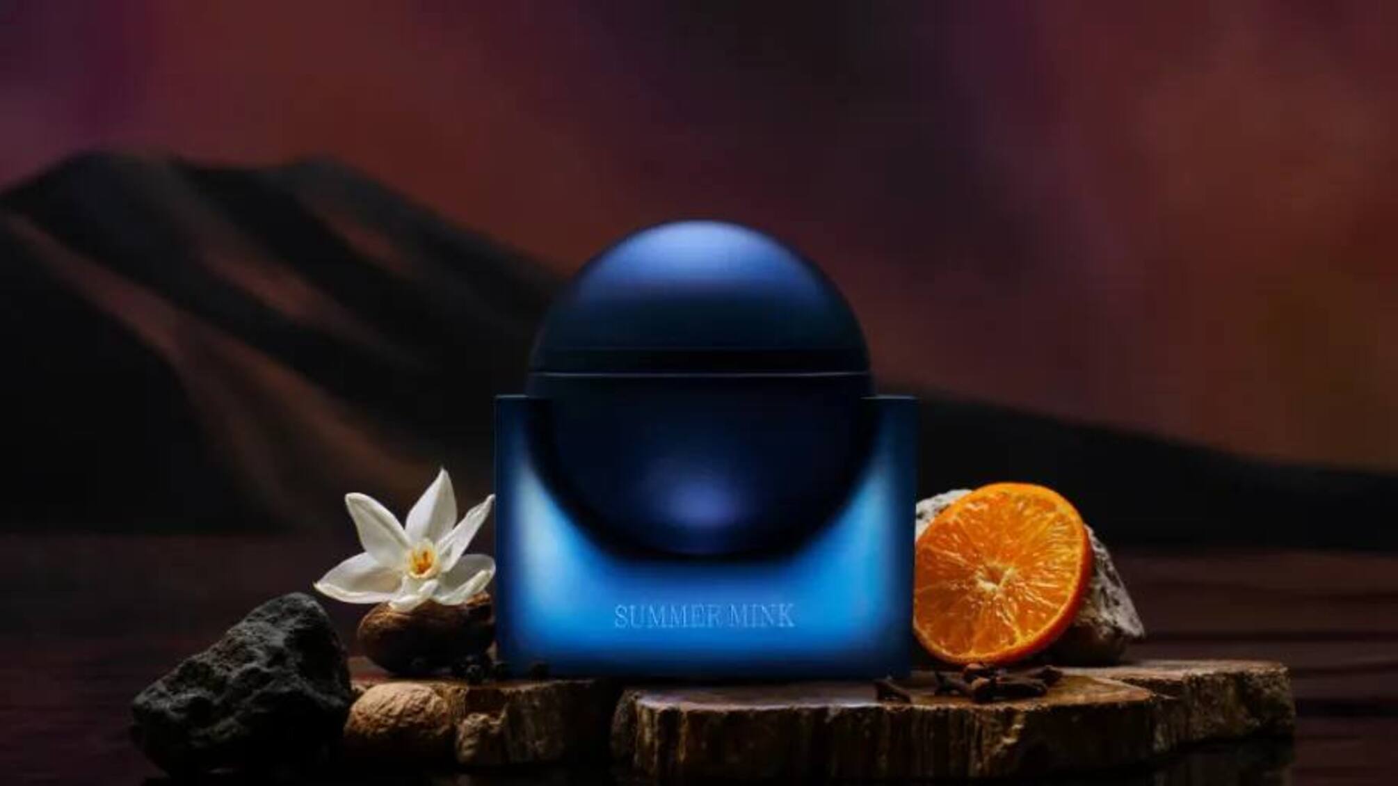 Drake представил свои первые духи