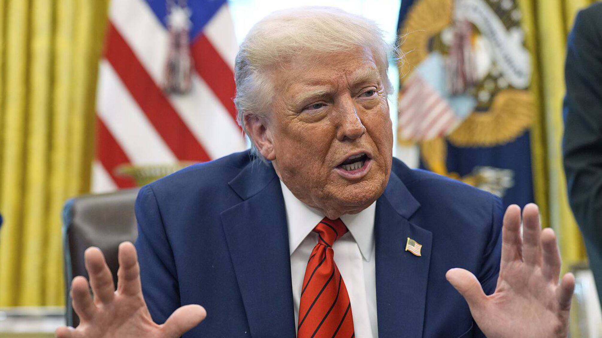 Трамп: Обстрелы городов и сел свидетельствуют, что путин не хочет мира