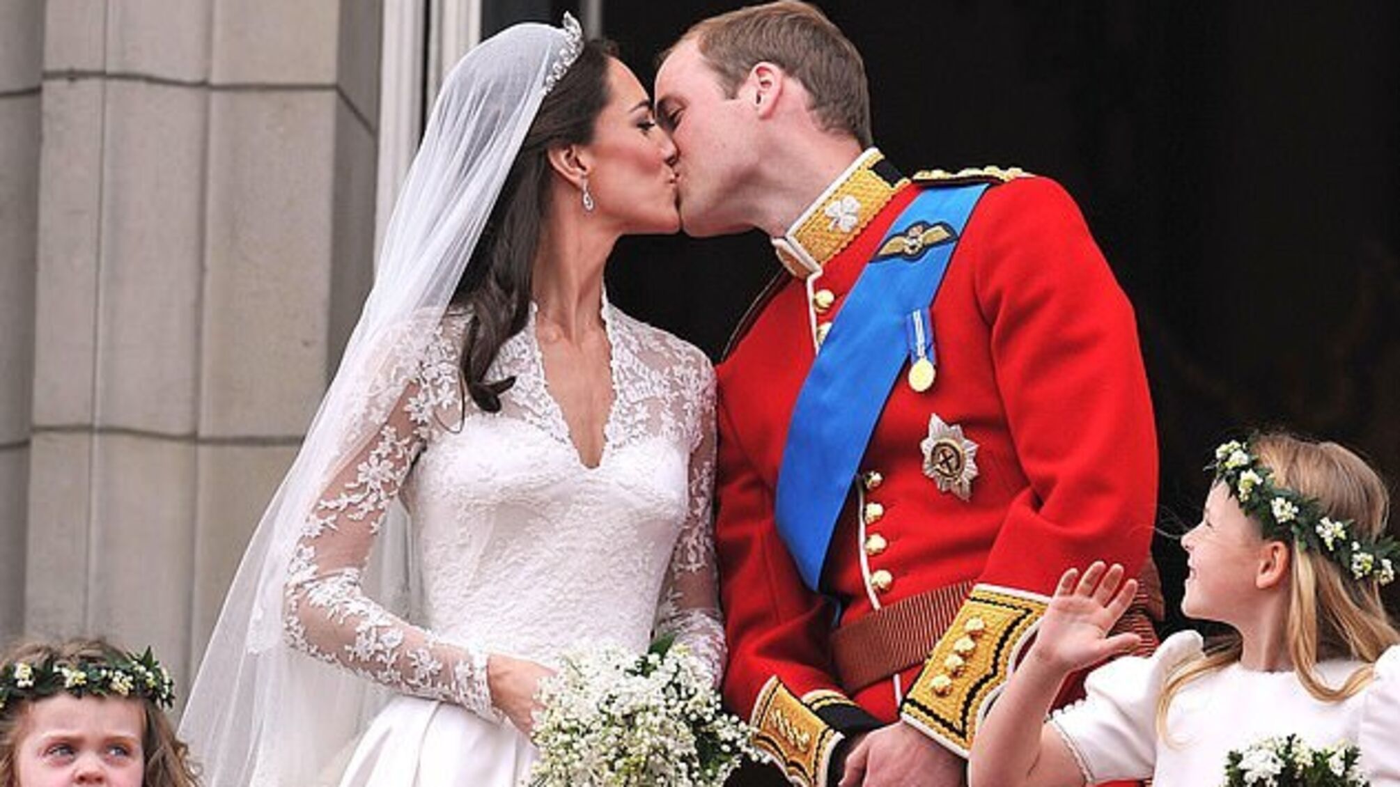 Серед почесних гостей колишні дівчата принца і бойфренди Кейт