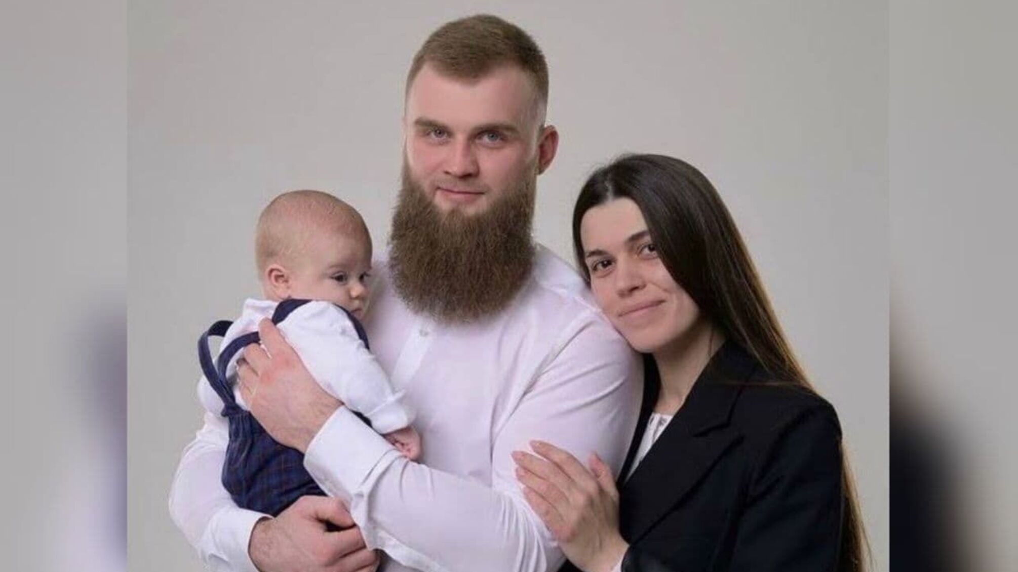 Утікач у рясі: екснардеп Артем Дмитрук засвітився в Лондоні