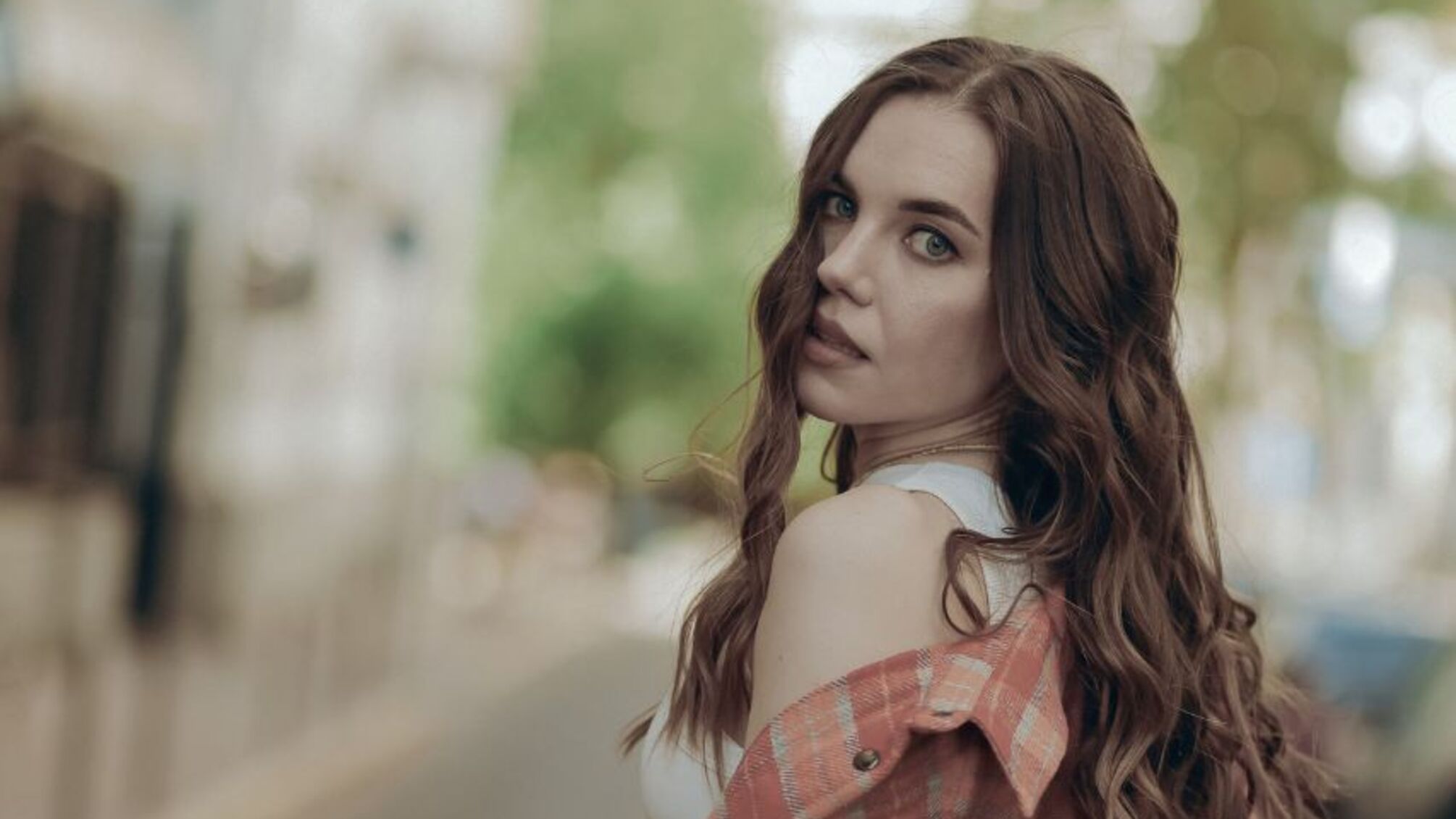 «Не та»: TEREN о женской силе, любви к себе и важности выбора