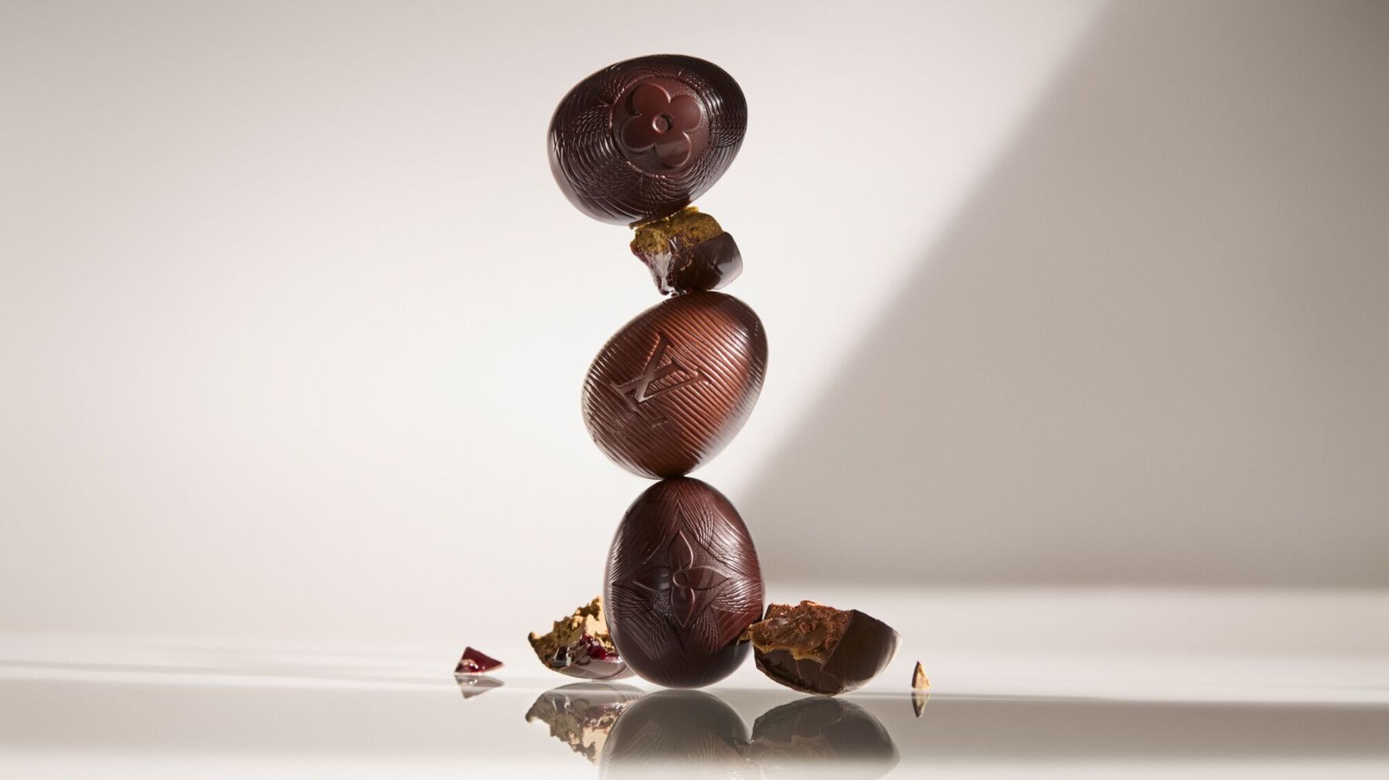 Как индустрия моды празднует Пасху: сладко, стильно и дорого