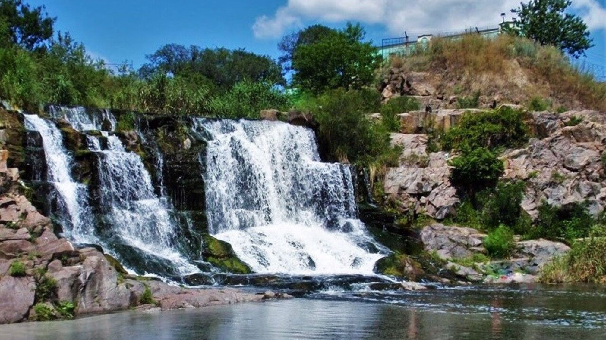 Водоспад Білі Камені