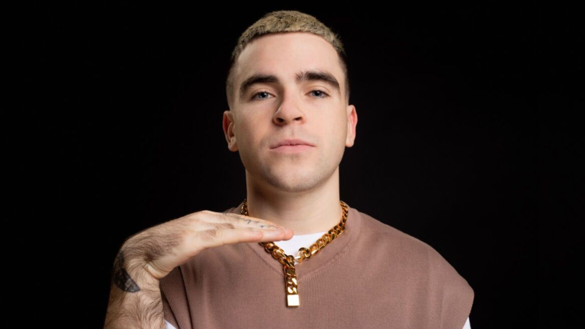 Крым в сердце: WELLBOY показал эмоциональный клип