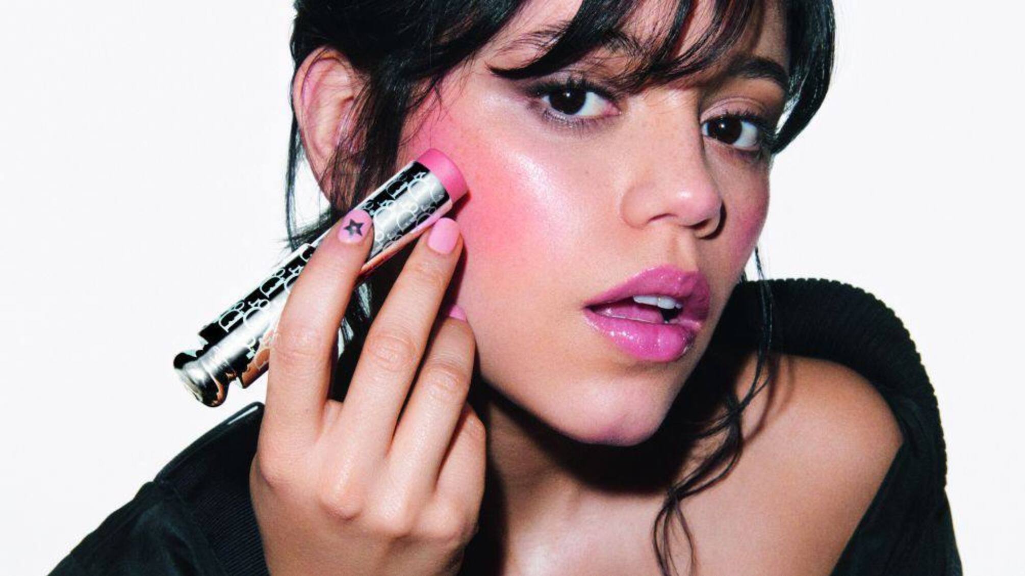 Дженна Ортега стала новой послом Dior Makeup