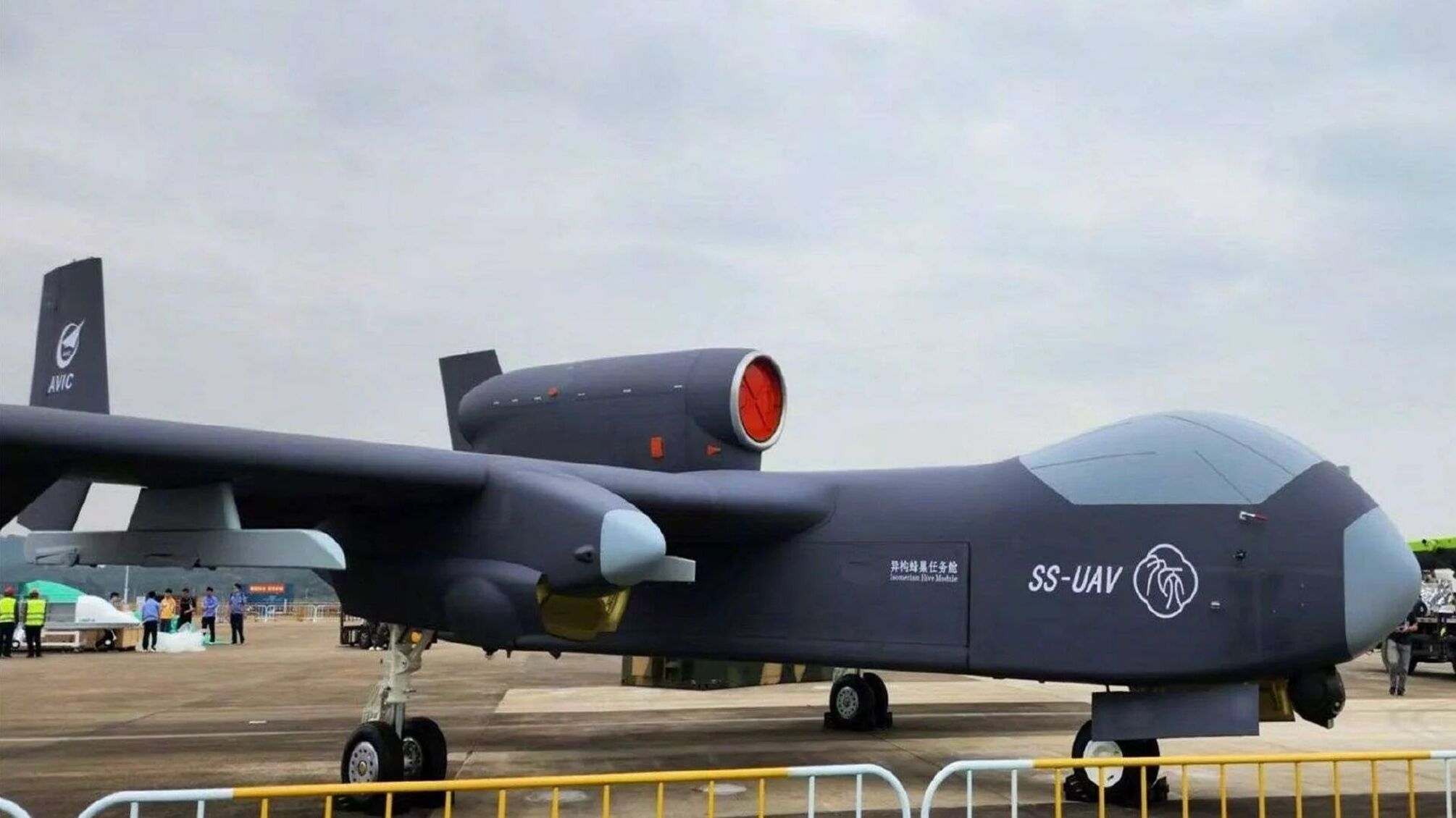 Новый китайский дрон Jiutian SS может запускать рои дронов-камикадзе