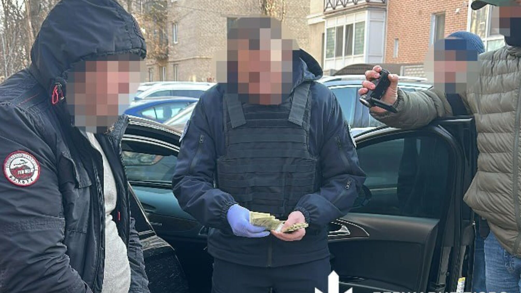 За 'увольнение' из ТЦК просили тысячи долларов: дело николаевца передали в суд