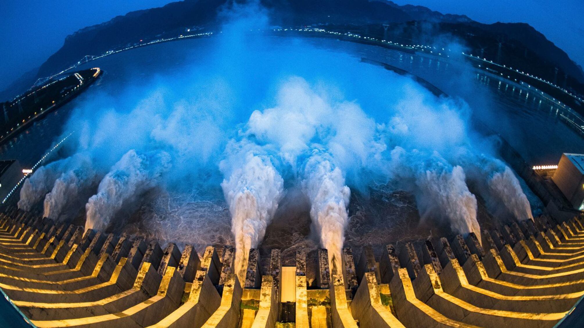 Масштабная плотина в Китае немного 'продлила день' - что об этом говорят в NASA