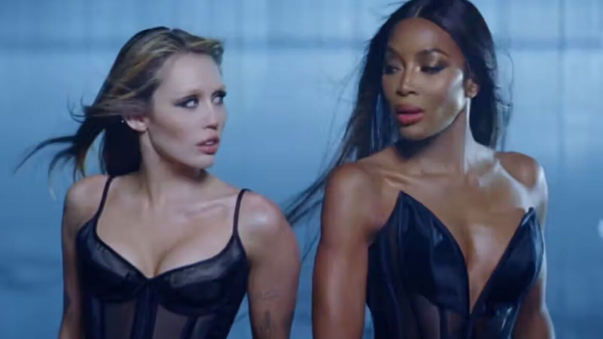 Наоми Кэмпбелл споет в новом альбоме Майли Сайрус?