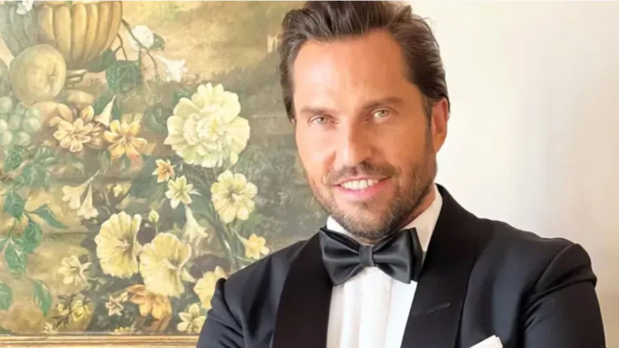 Ревва, когда-то выступавший против войны и родившийся в Украине, получил паспорт России и работает там