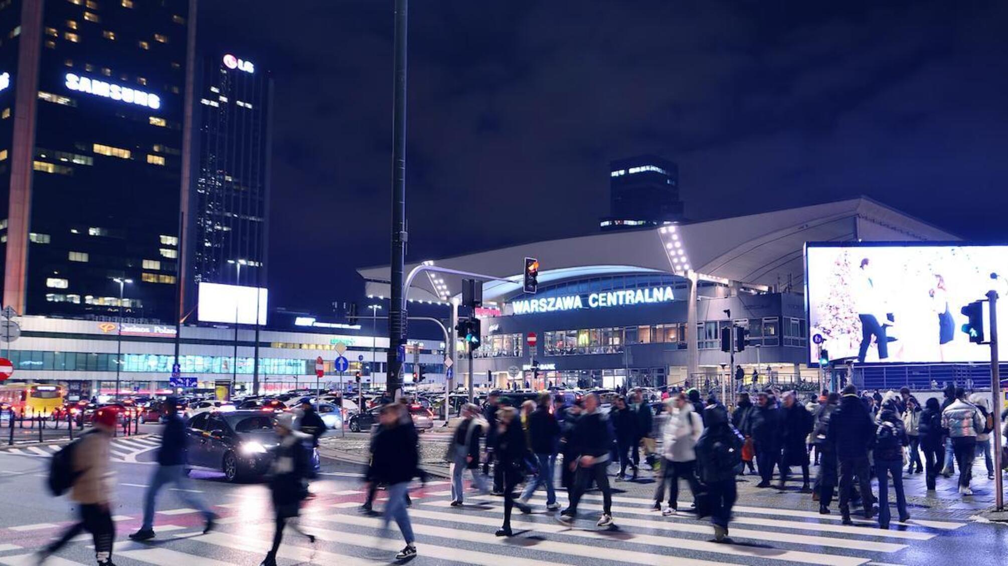 Польша укрепляет гражданскую оборону - работают над планами эвакуации.