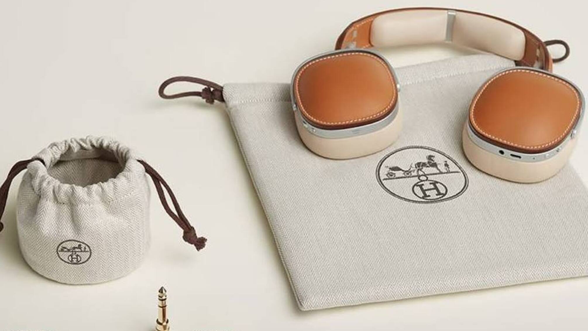 Кожаные наушники за $15 тысяч: Hermès выпустил уникальный аксессуар