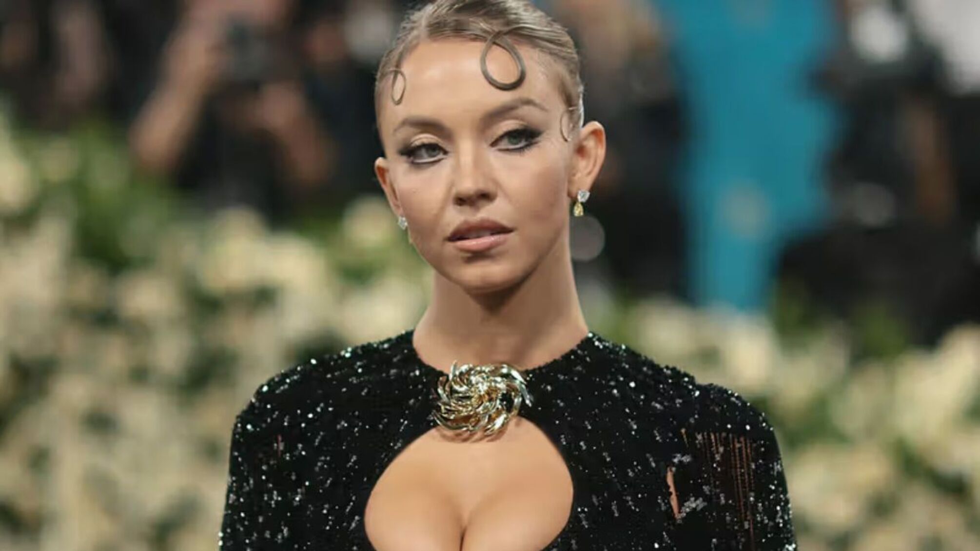 “Цей сезон божевільний”: що каже Сідні Суїні про продовження “Ейфорії”