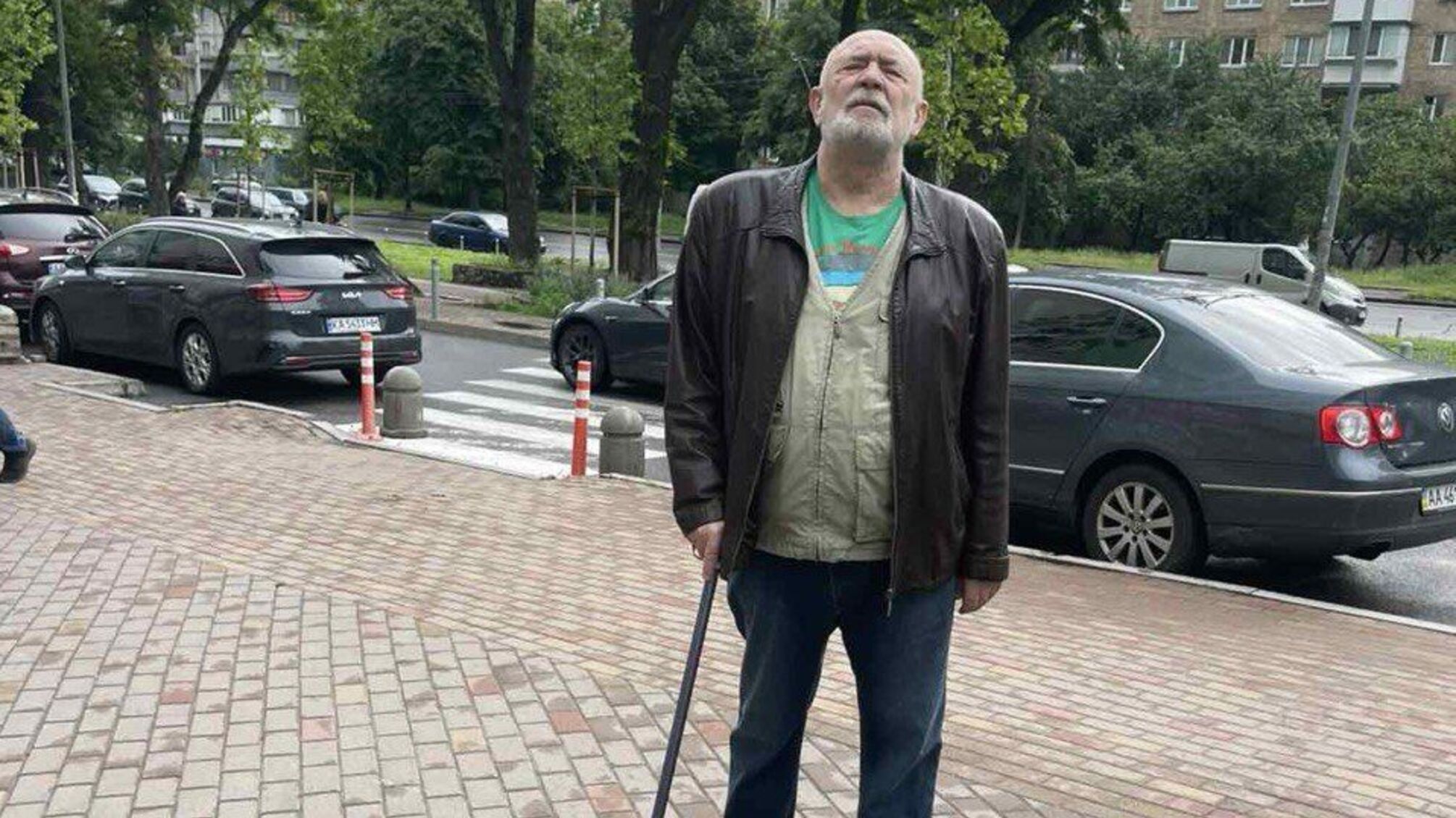 У Києві військовому пенсіонеру арештували пенсійний рахунок і змусили родину сплатити фіктивний 'борг'
