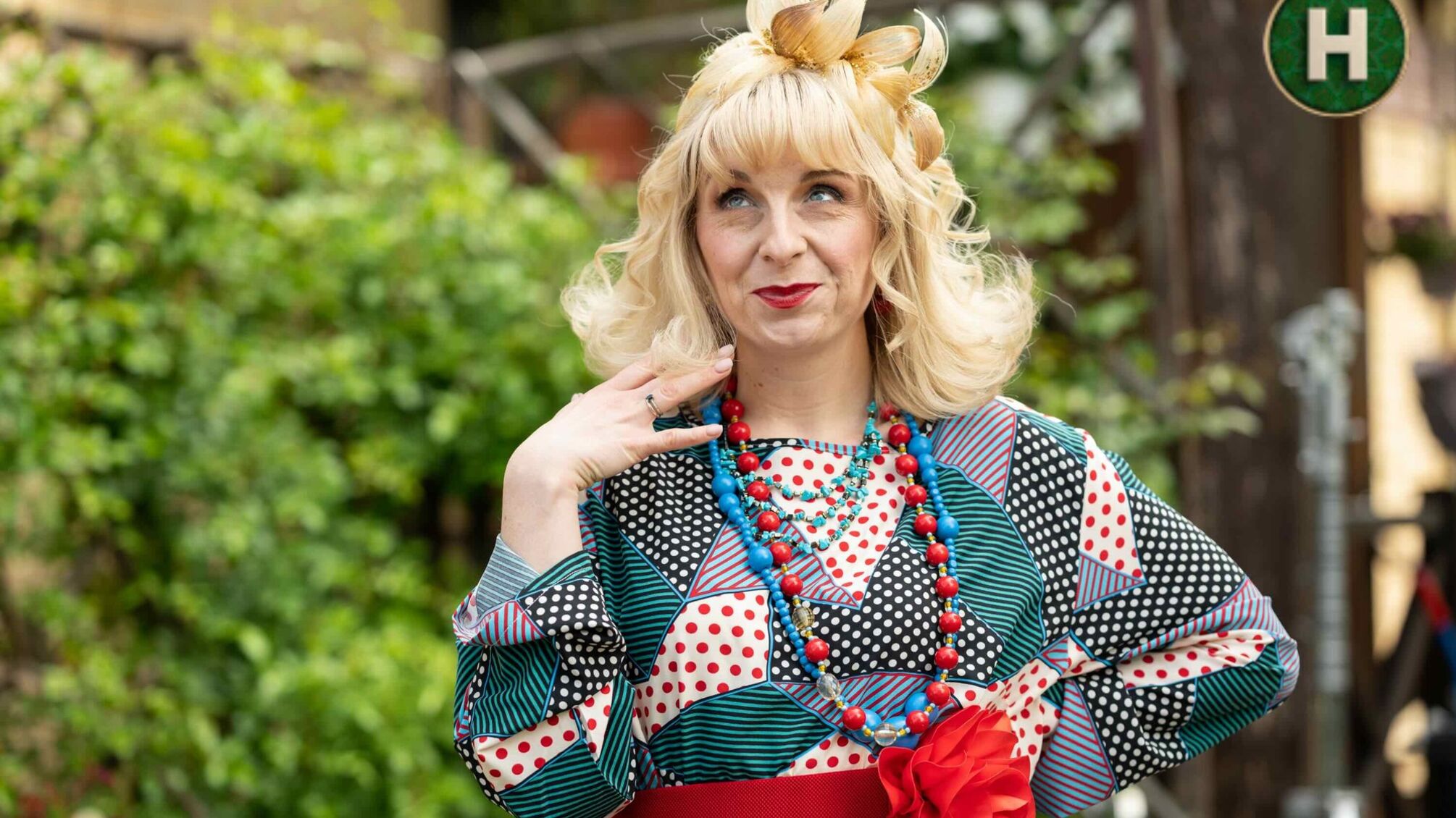 «Це не я!»: акторка Ксенія Вертинська розповіла про образ куми в серіалі «Сім’я по неділях»