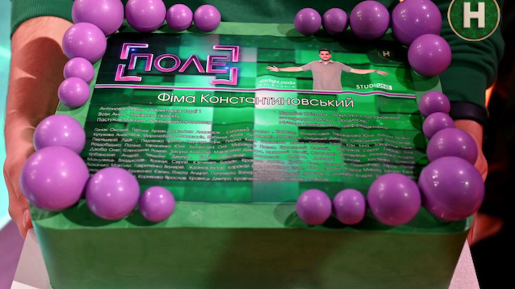 Квиз-шоу «Поле» возвращается с третьим сезоном: новые дуэли, участники и «золотая» территория