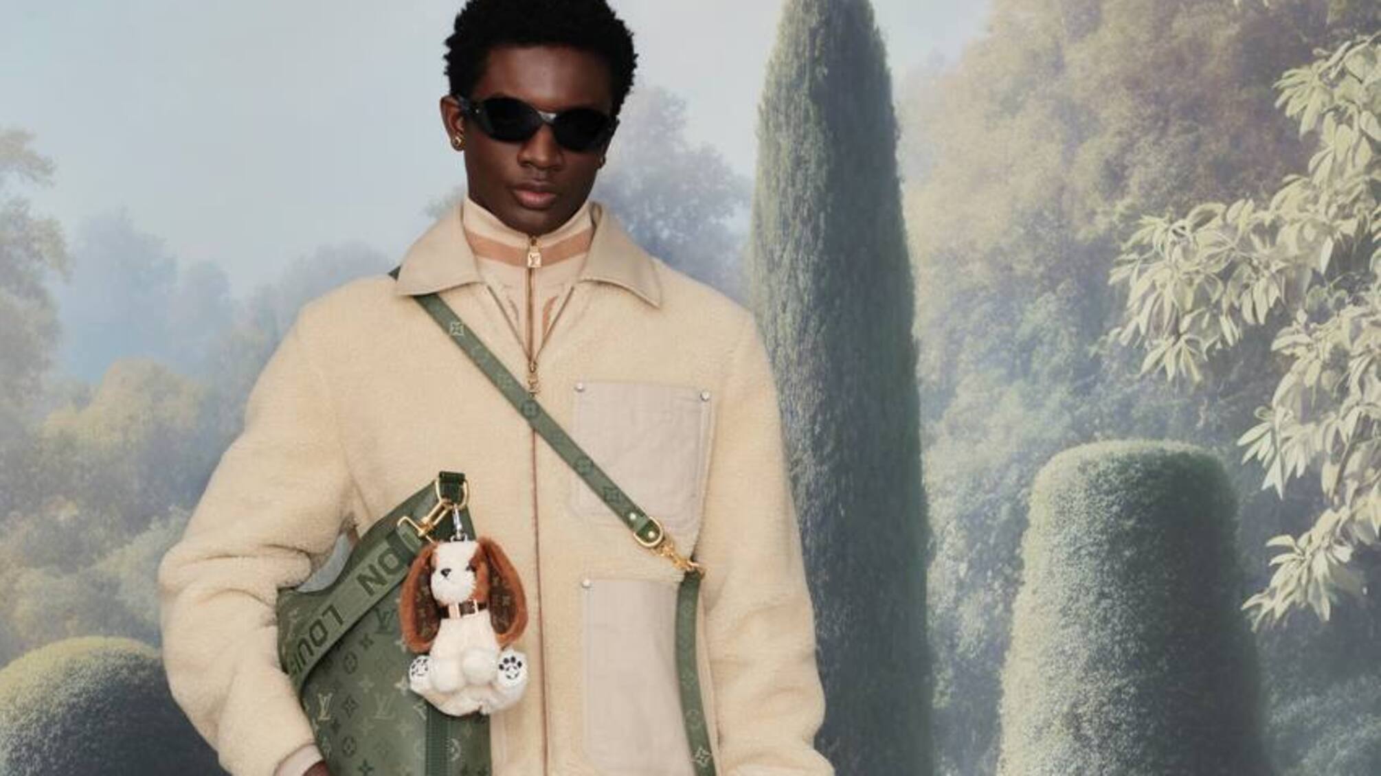 Английский шик и любовь к собакам: что представил Фаррелл Уильямс в новой линейке Louis Vuitton Resort