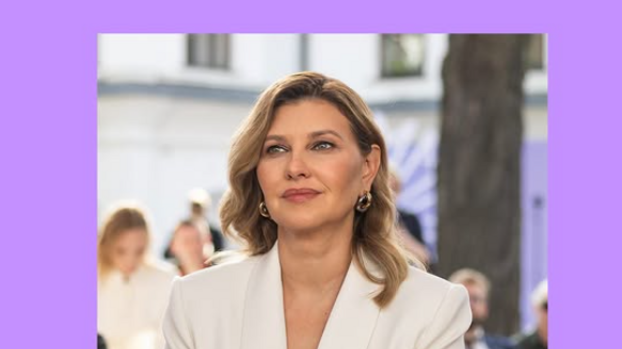 Елена Зеленская в белом пиджаке