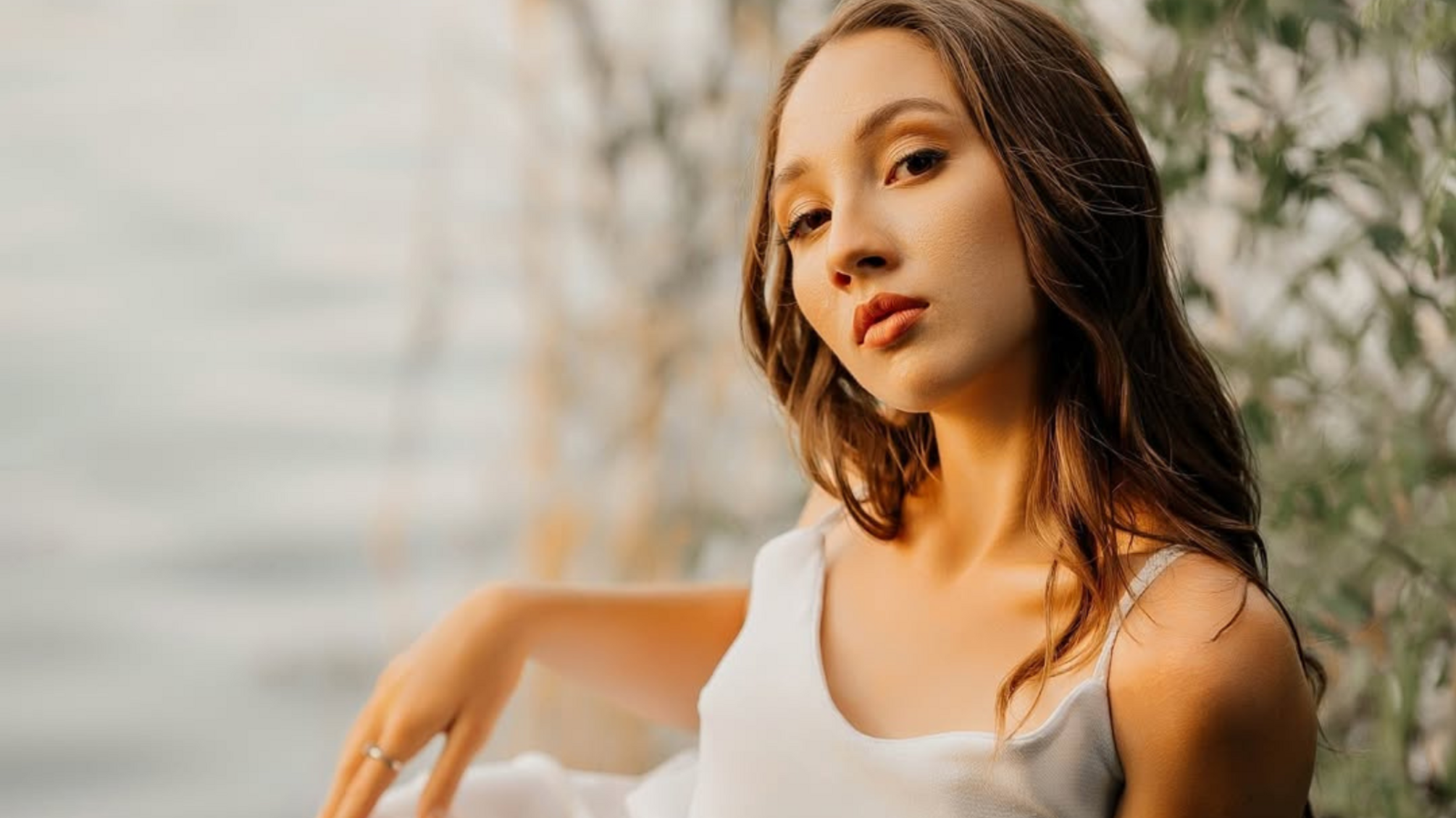 Мечтала вернуться домой: рф разрушила дом бэк-вокалистки Ziferblatінс