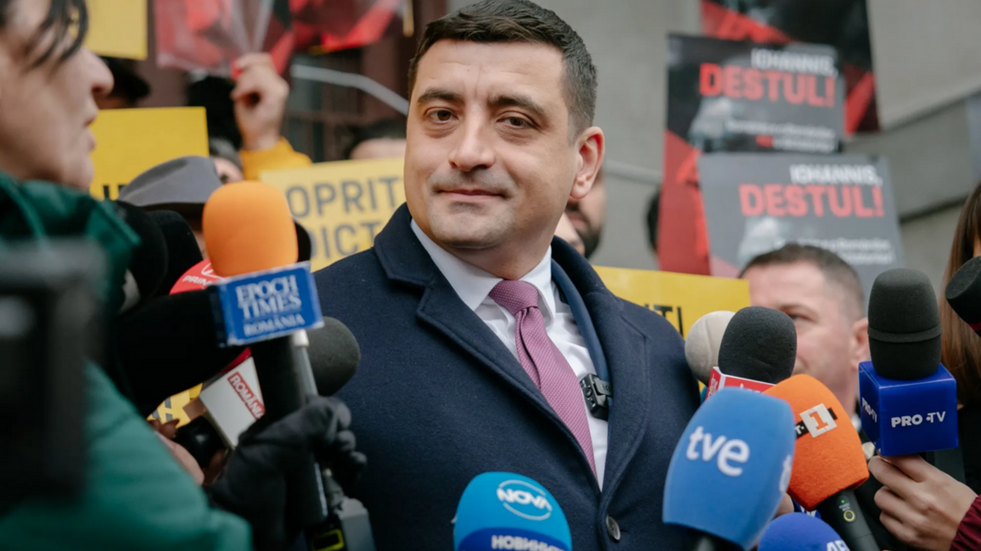 Повторные выборы президента в Румынии: обнародованы результаты экзитполя