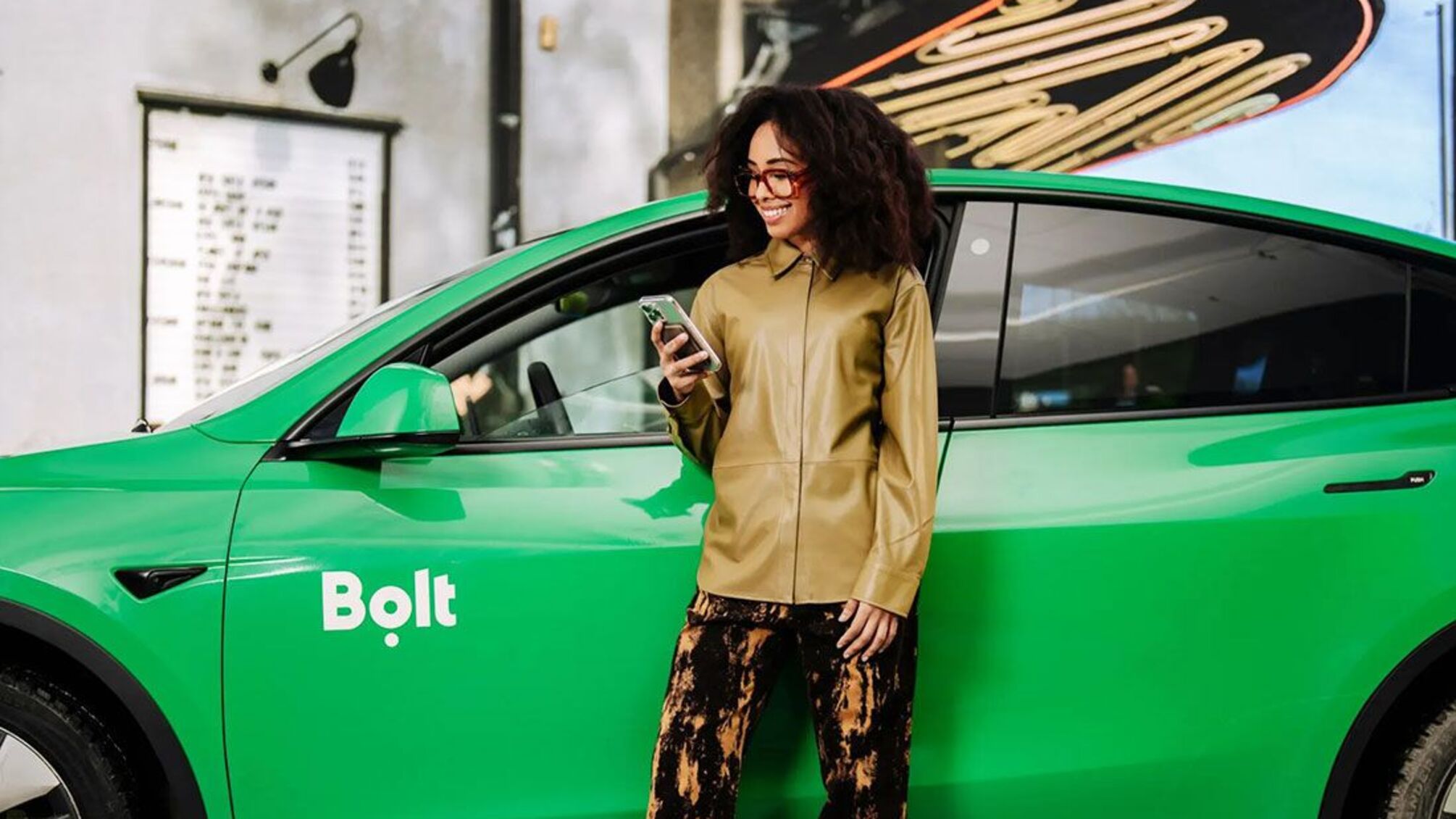 Bolt запустил сервис «женского» такси еще в шести городах Украины