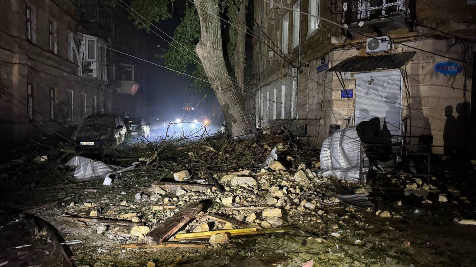 Россияне ударили по роддому в Одессе