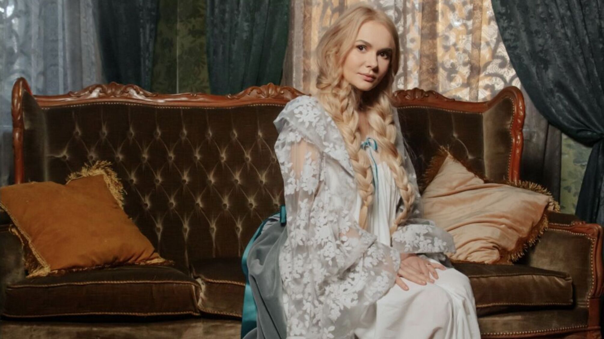 «Рішення було прийнято одразу!» : Олена Лавренюк заради ролі стала білявкою