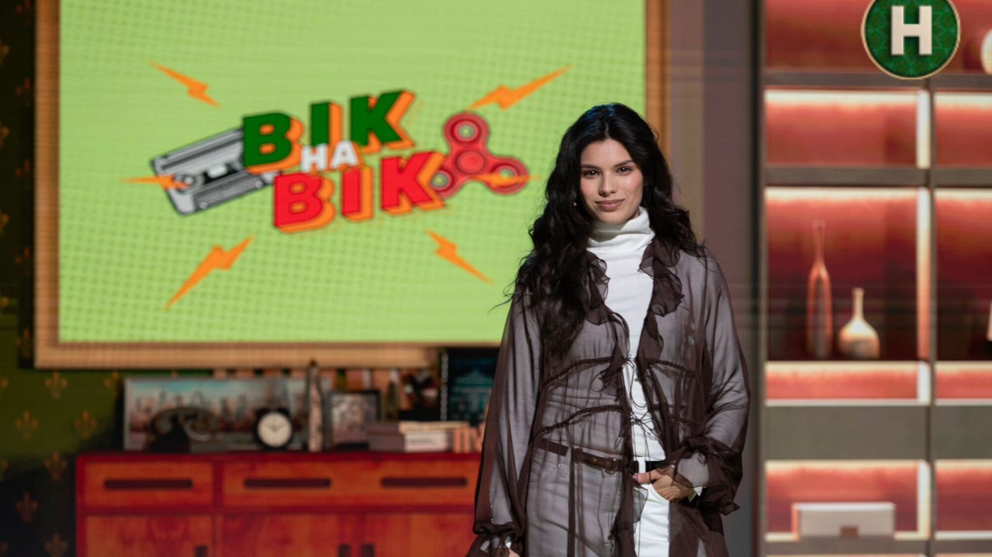 Мішель Андраде про настілки, які обожнює грати з родиною в Болівії