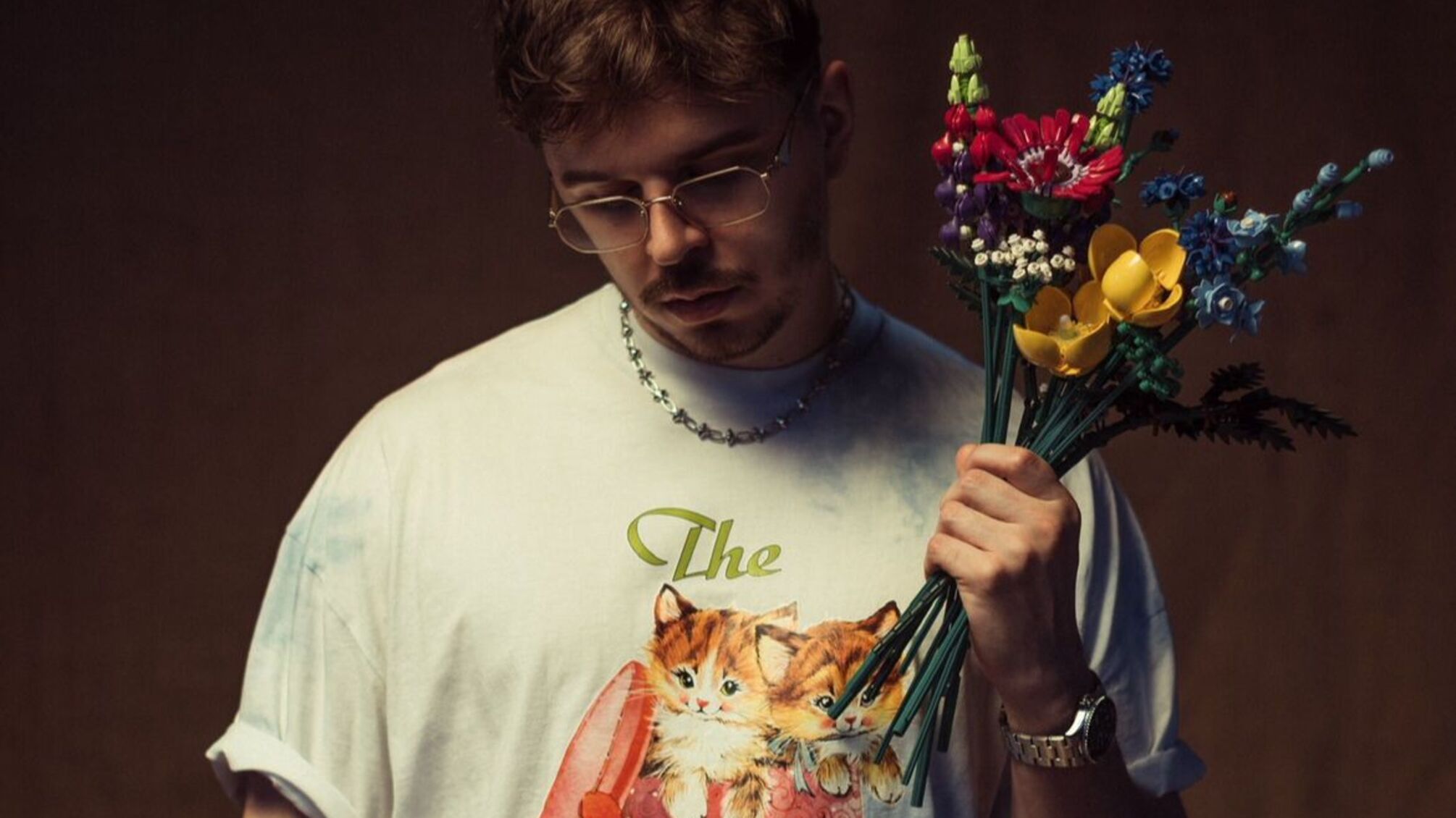 Літо у звуках: M1SHKA презентував чуттєвий хіт і кліп у стилі 2000-х