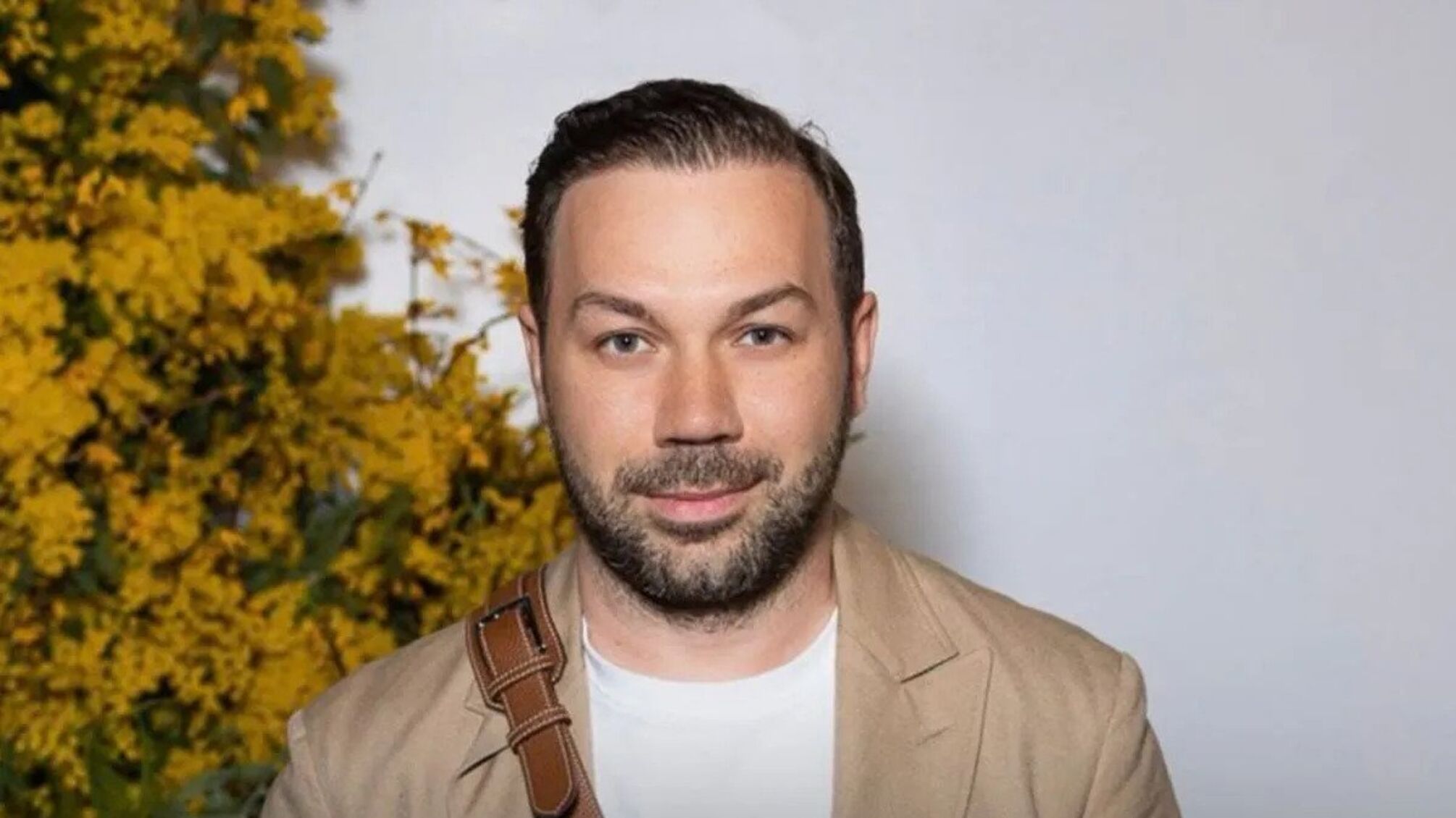 Андре Тан назвал вещи, которые пригодятся в офисе в жаркую пору