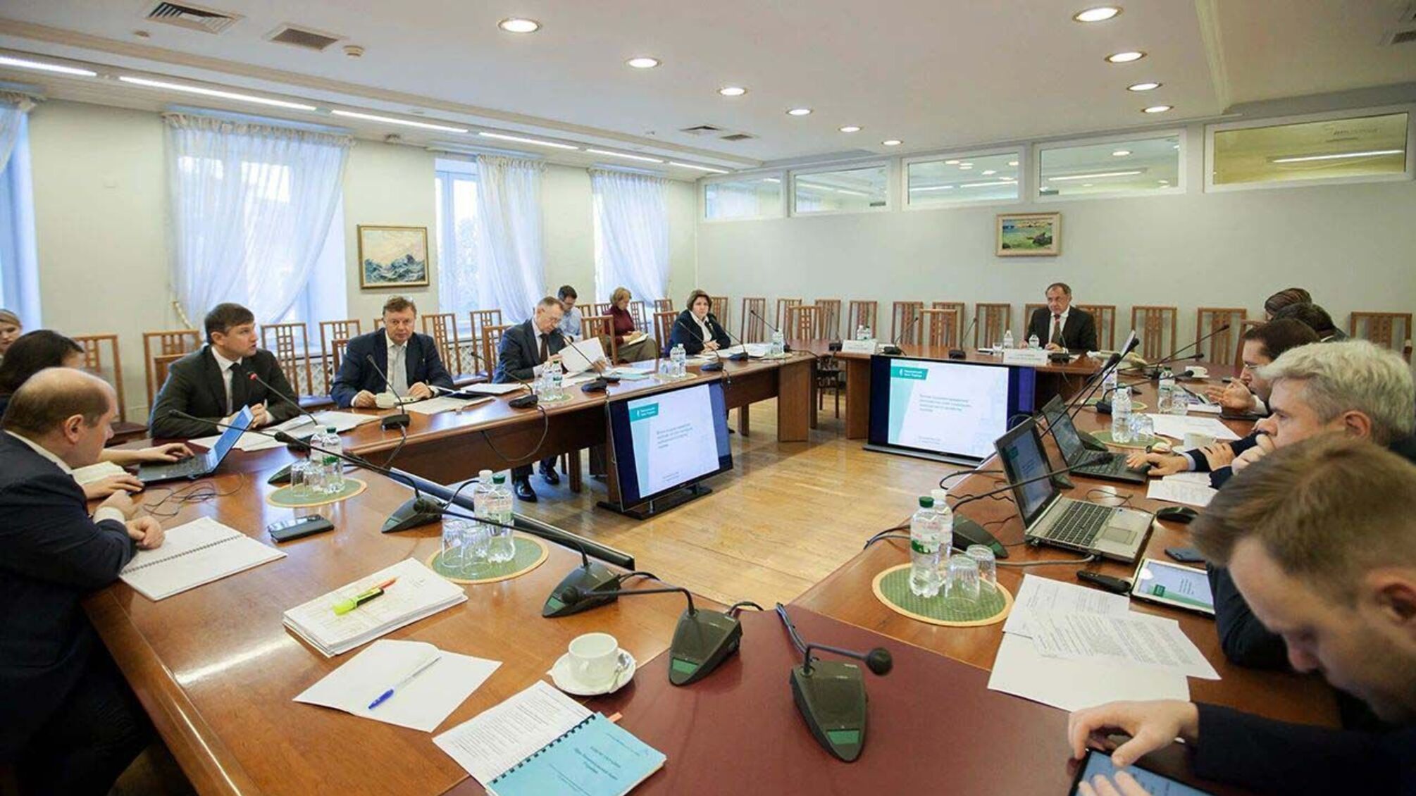 НАЗК розслідує факт можливого порушення на конкурсі до Ради Нацбанку