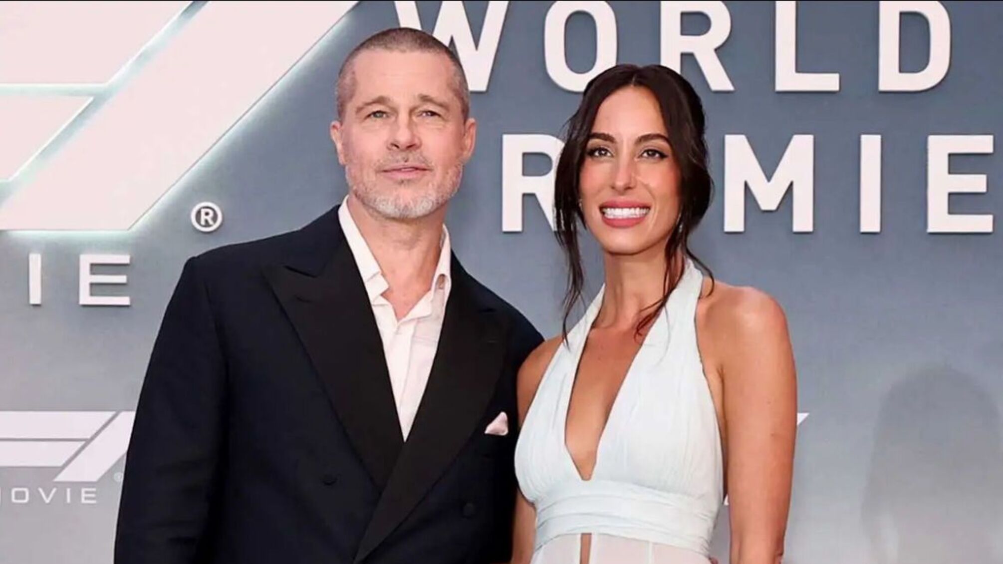 Премьера фильма 'Формула-1': Брэд Питт и Инес де Рамон вышли вместе на красную дорожку в Нью-Йорке