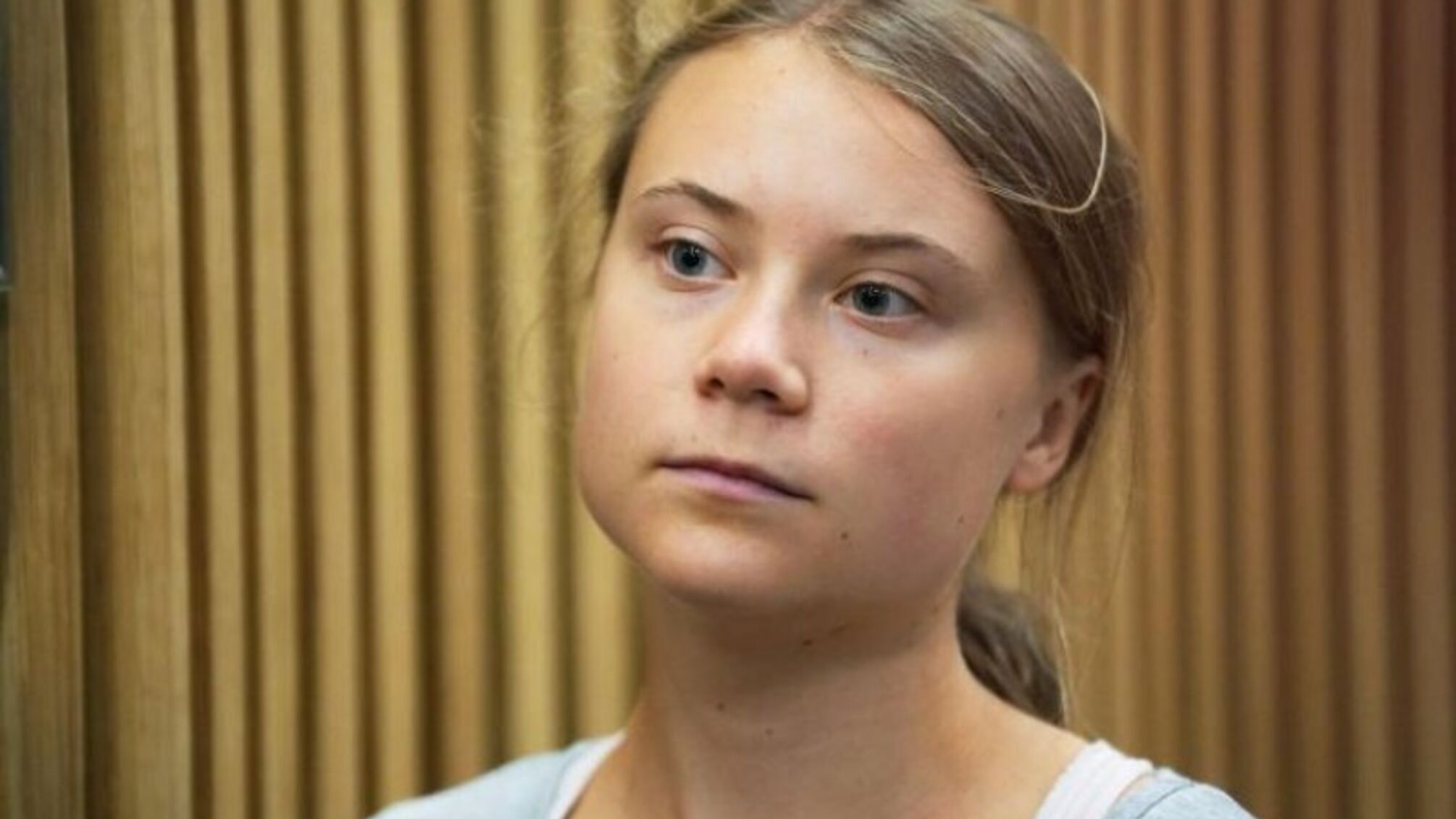 Объятия в Стокгольме: в Сети обсуждают отношения Греты Тунберг с фотографом