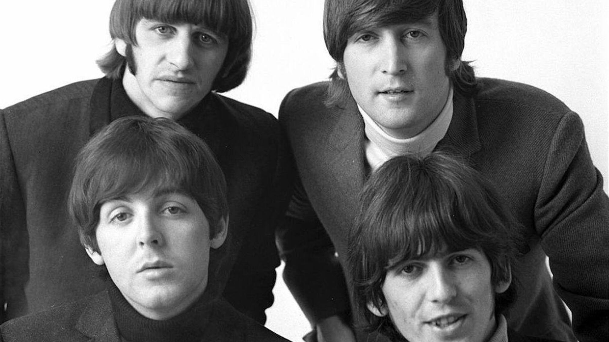 The Beatles снова в чартах: как искусственный интеллект вернул голос Леннона