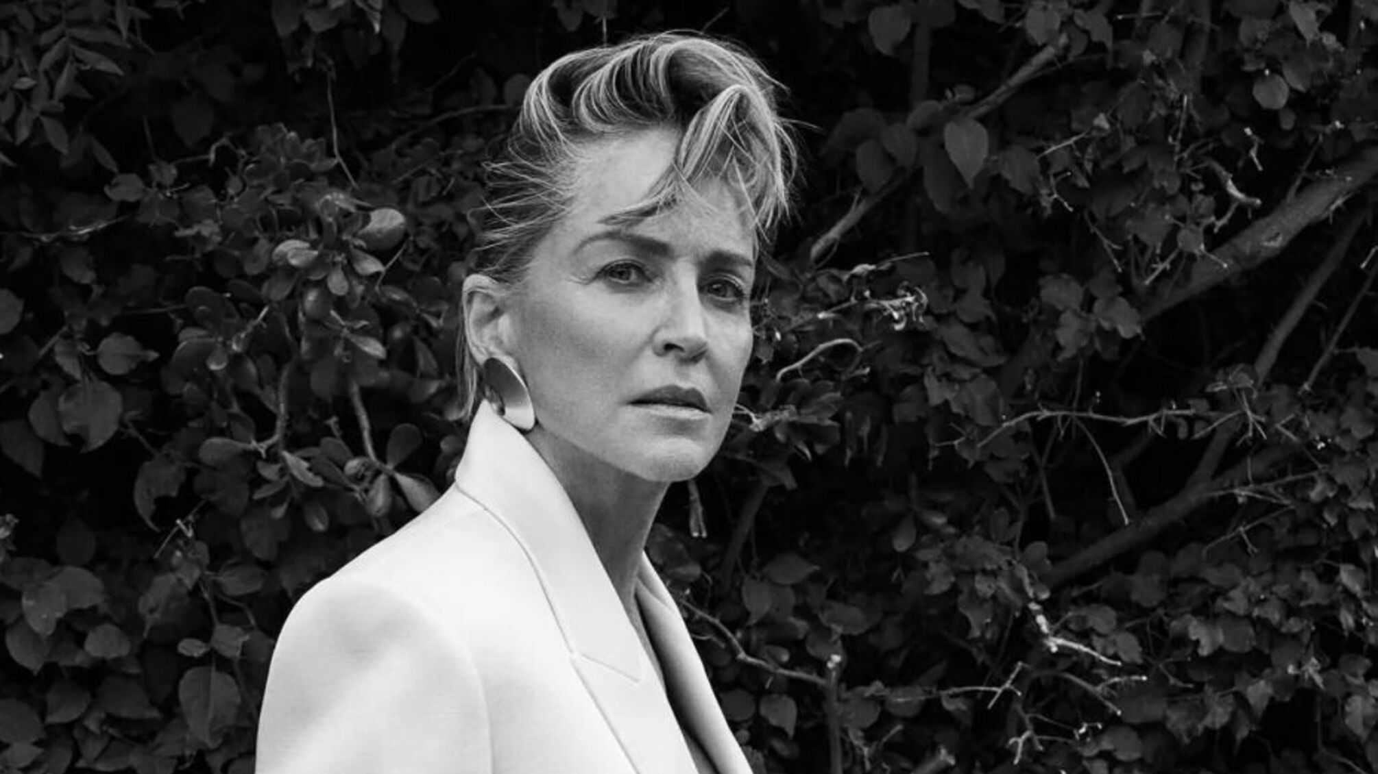 67-річна Шерон Стоун обрала львівський бренд для зйомки в глянці