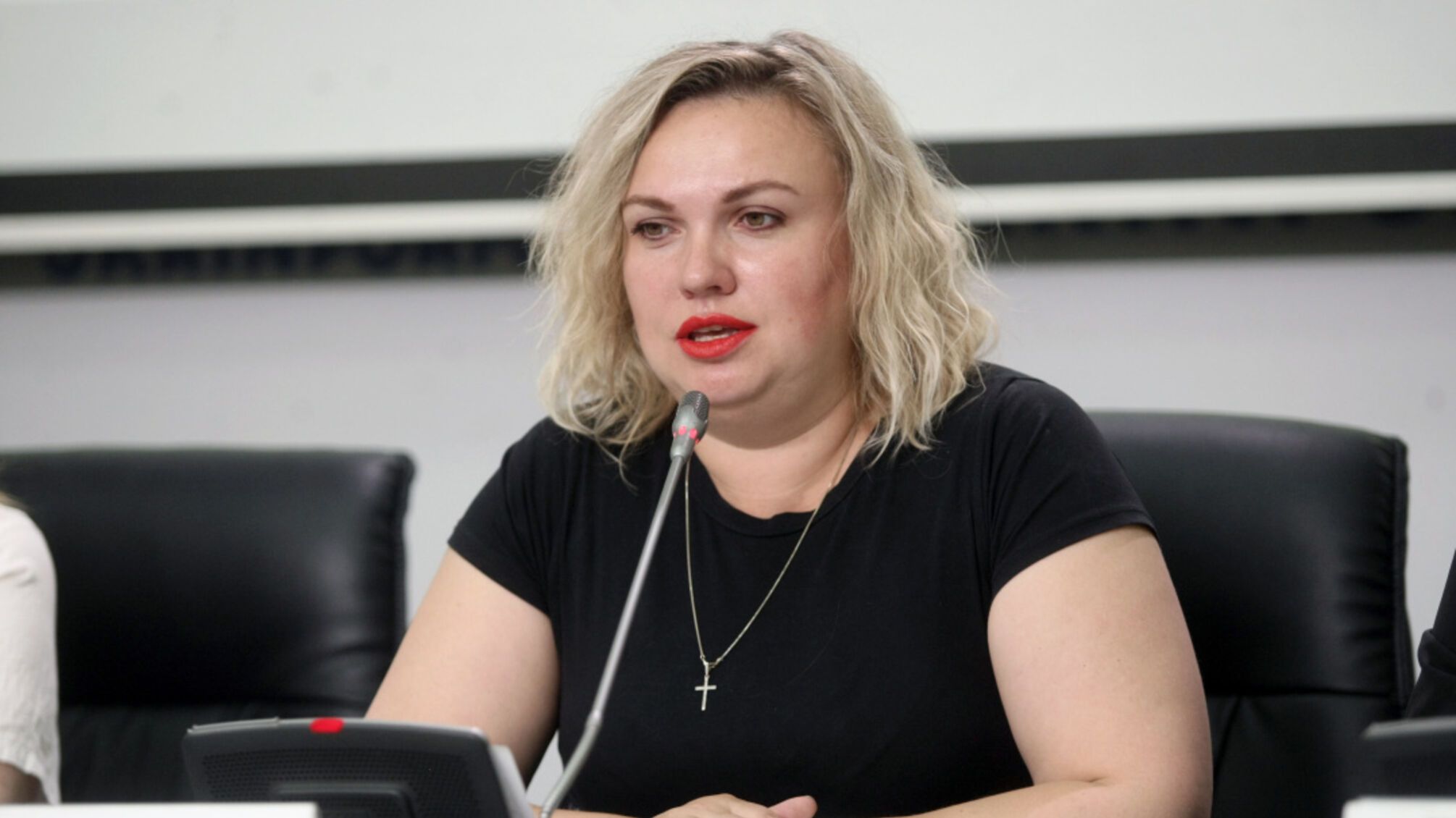 'Застолье' – не криминал: скандальную чиновницу по туризму КГГА не уволили, несмотря на обещания