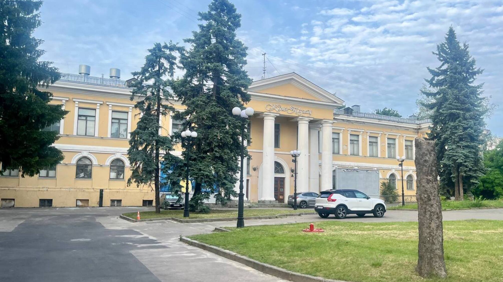 Дом музыки заблокирован: государство судится само с собой