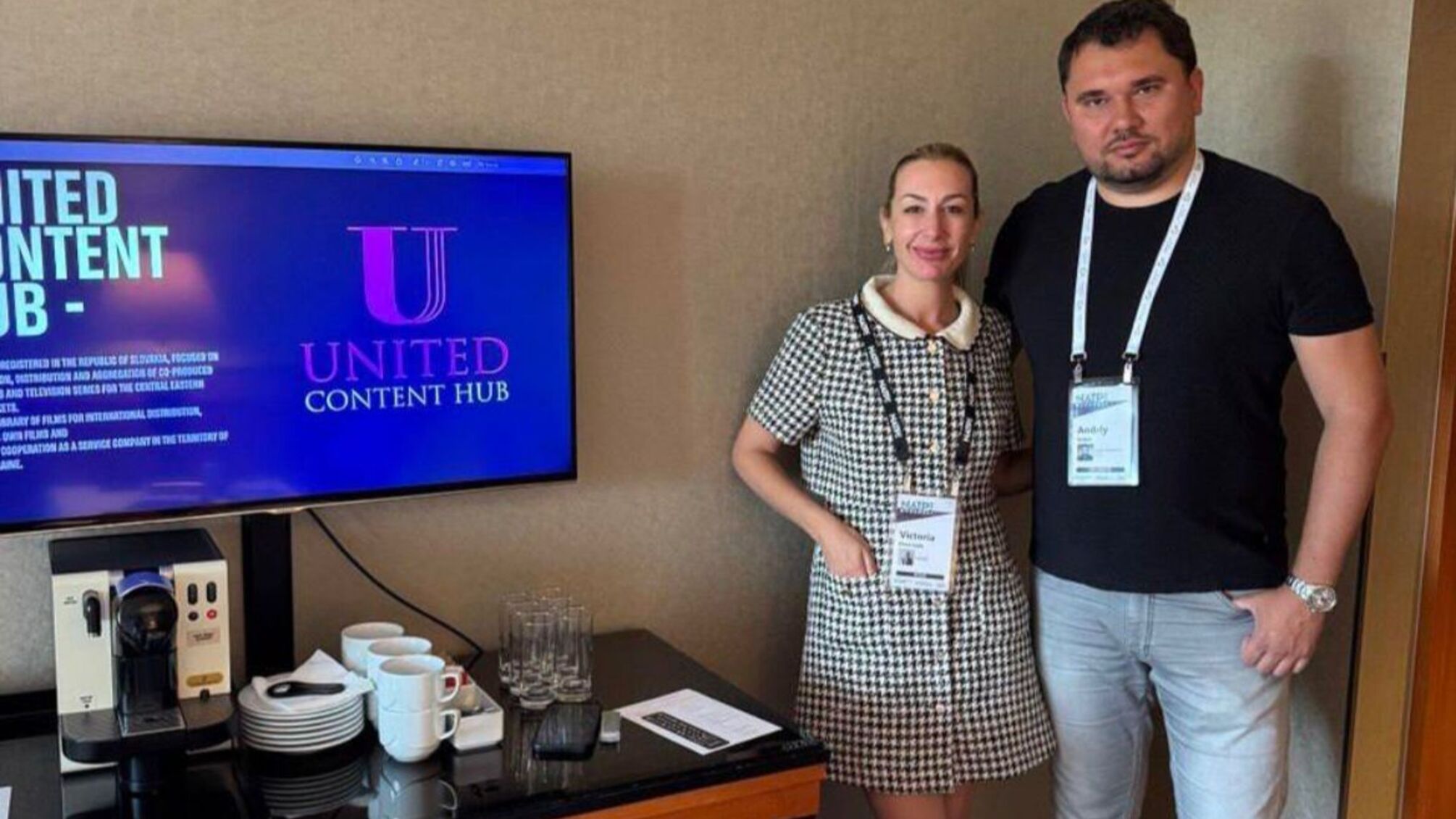 Румынский хит «Team building» получит украинскую адаптацию – ее готовит UnitedContentHUB