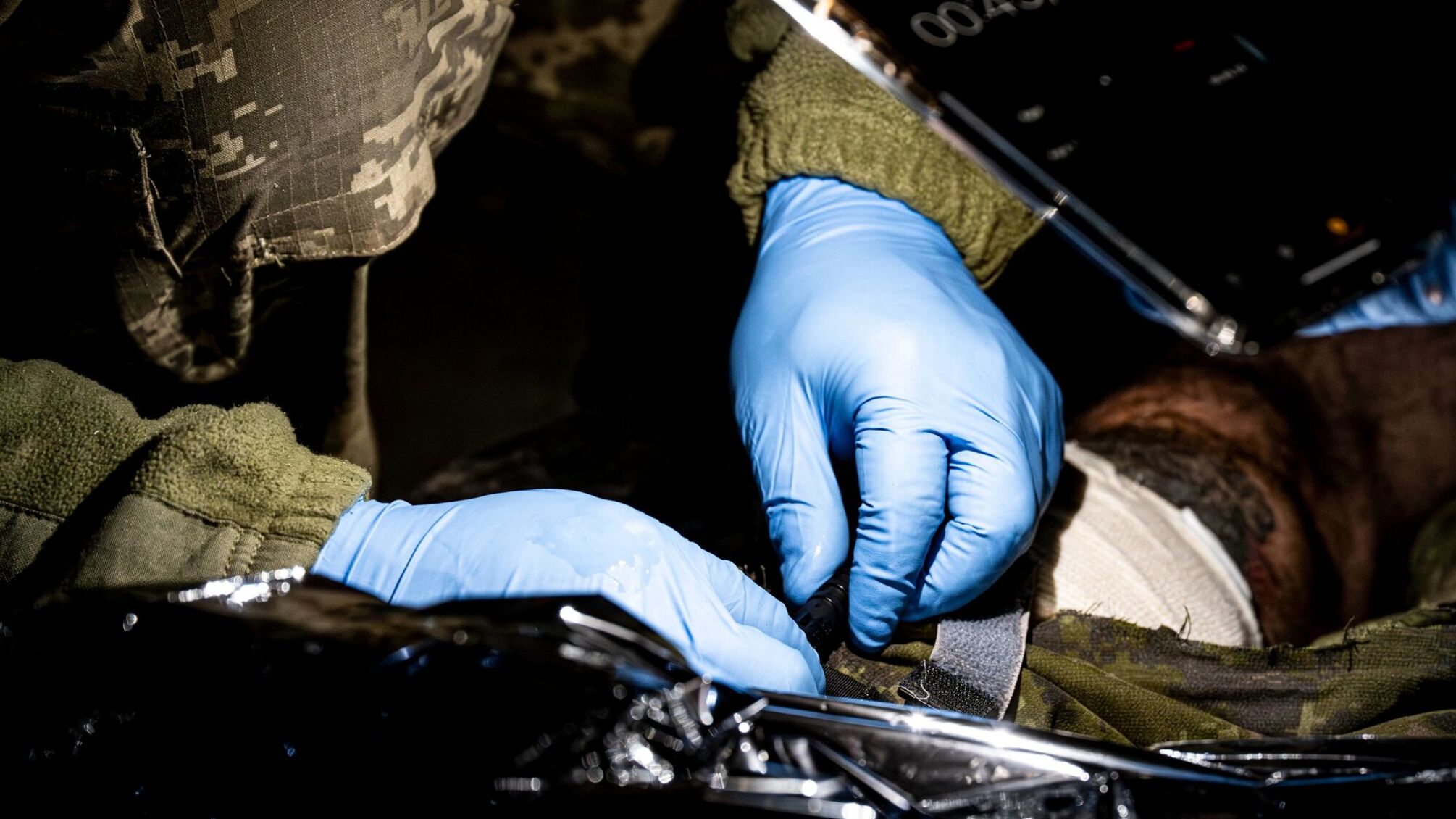 Канадские инструкторы учат украинских военных оказывать помощь под огнем