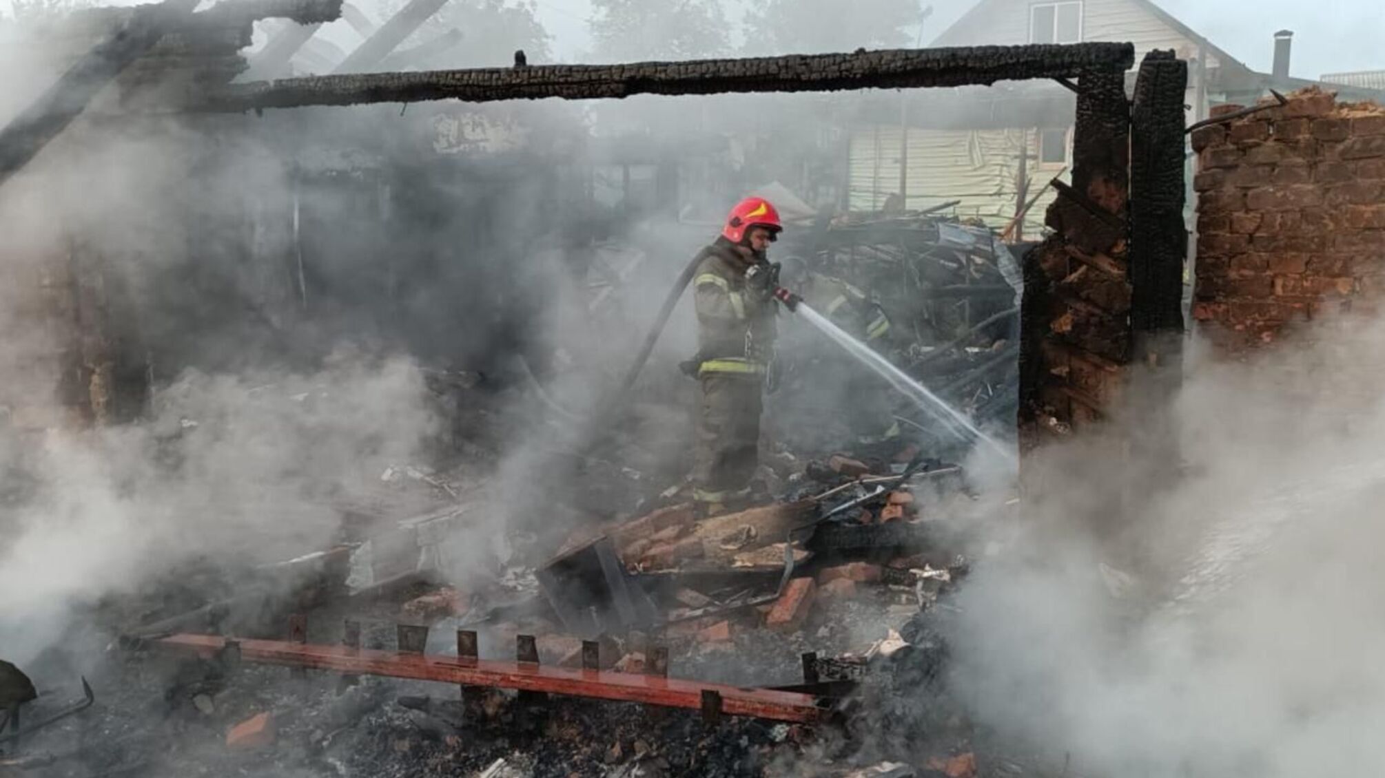 В Прилуках в результате ночной атаки дронов погибли пять человек, среди них младенец
