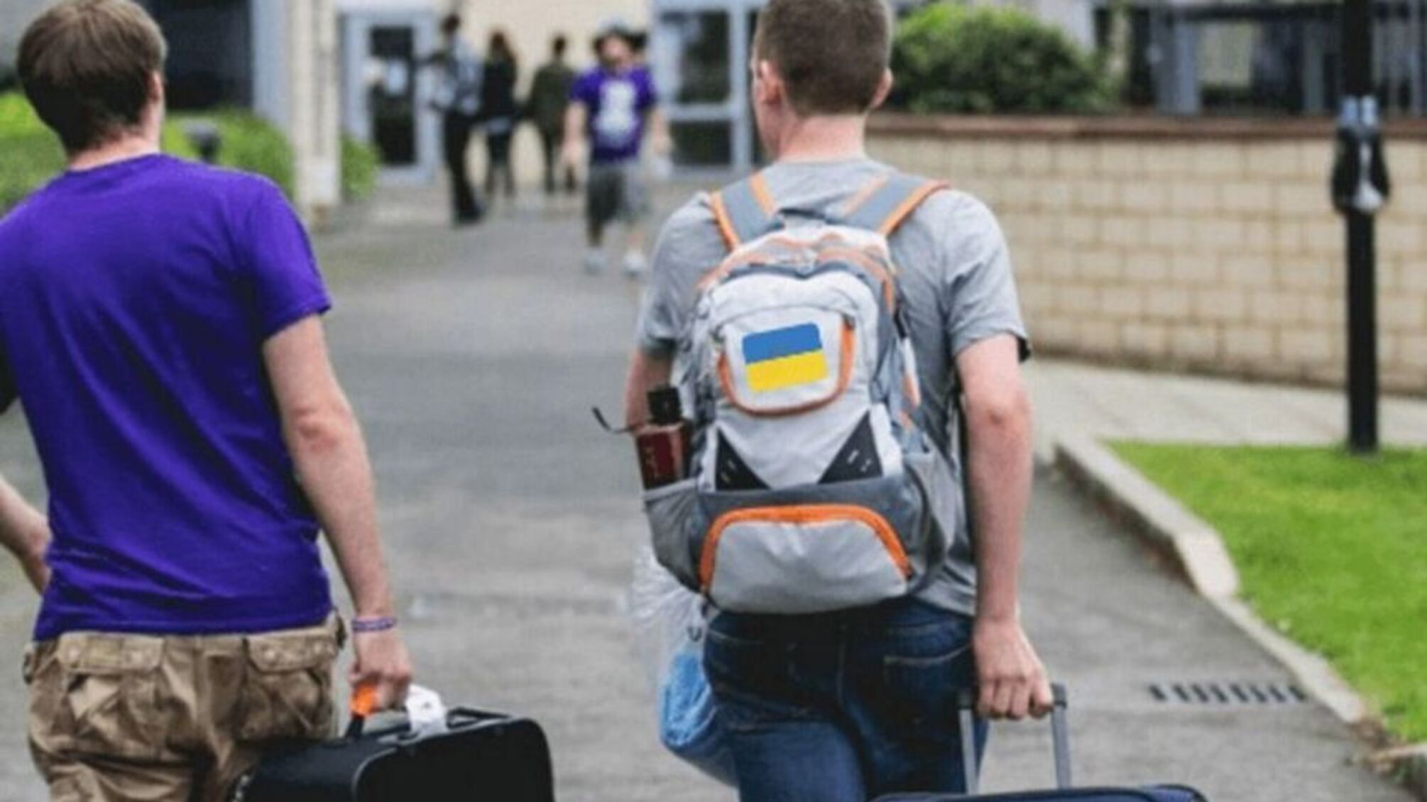 Заброньовані чоловіки можуть їхати за кордон у відпустку чи відрядження — ДПСУ