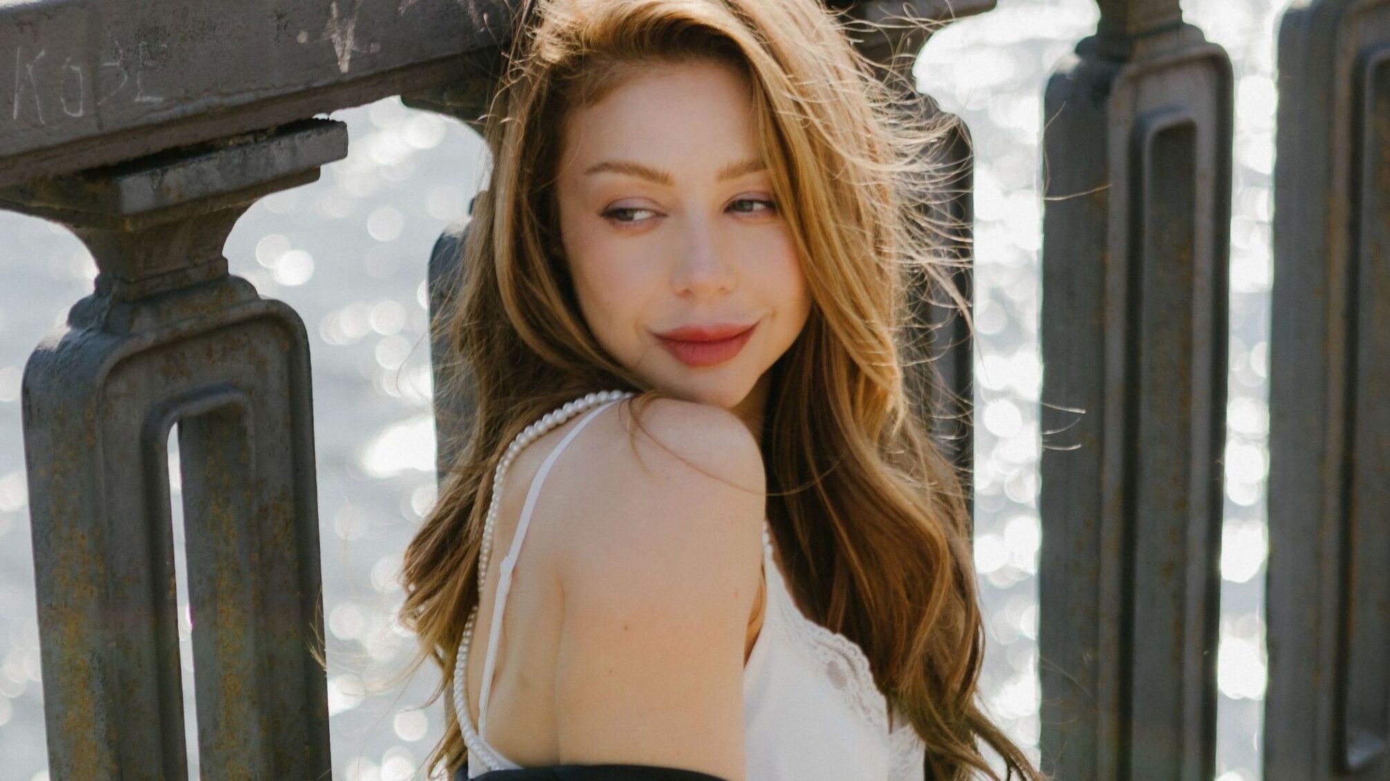 Трогательный релиз 'ЛПЛ' от Тины Кароль