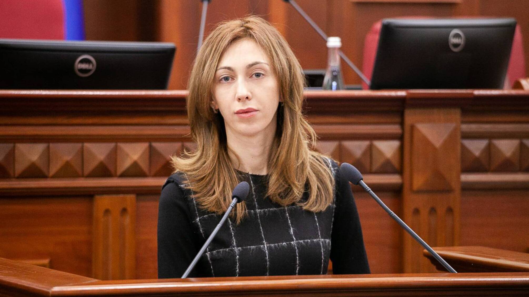 Квартира в Києві, Toyota RAV4 і зобов’язання на кілька мільйонів: декларація посадовиці КМДА