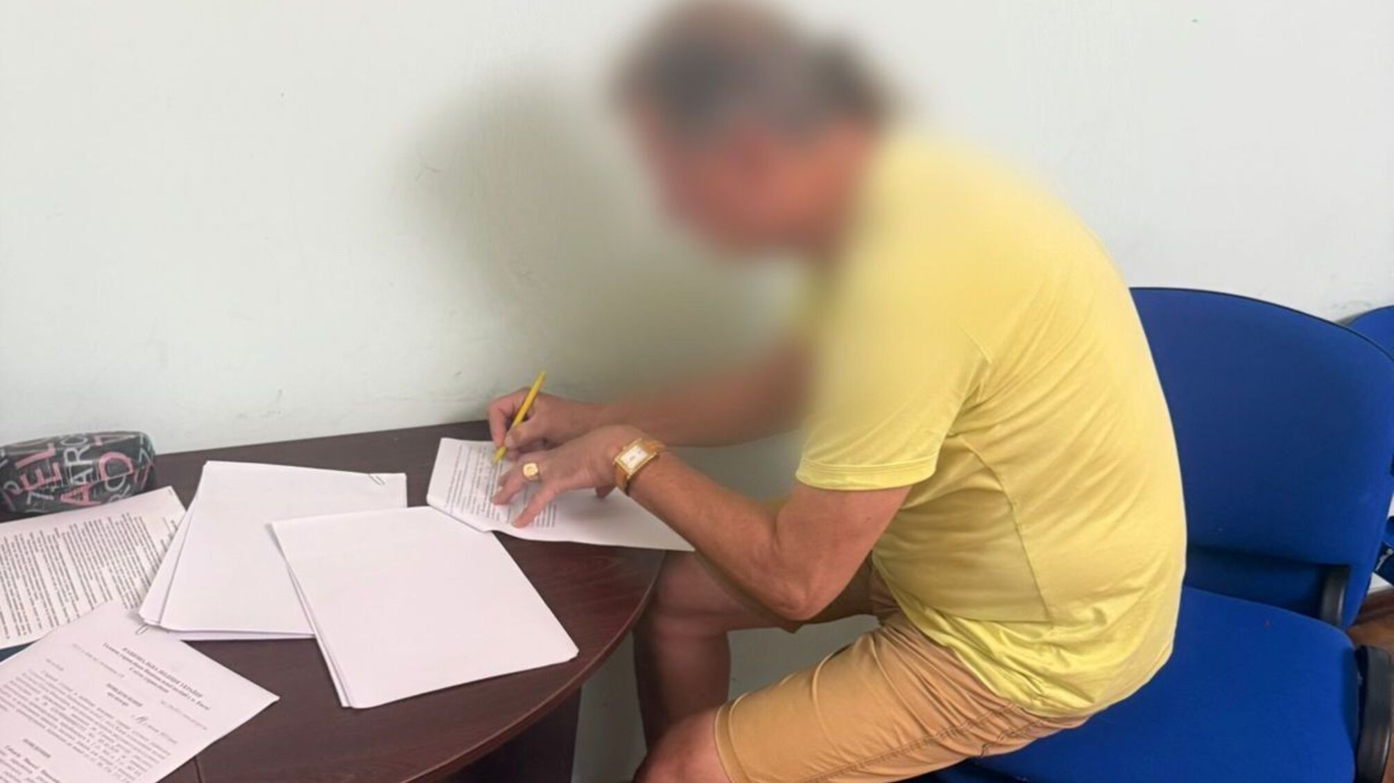 Руководителя хора 'Киев' подозревают в убытках на 1,9 млн за землю для инвестора