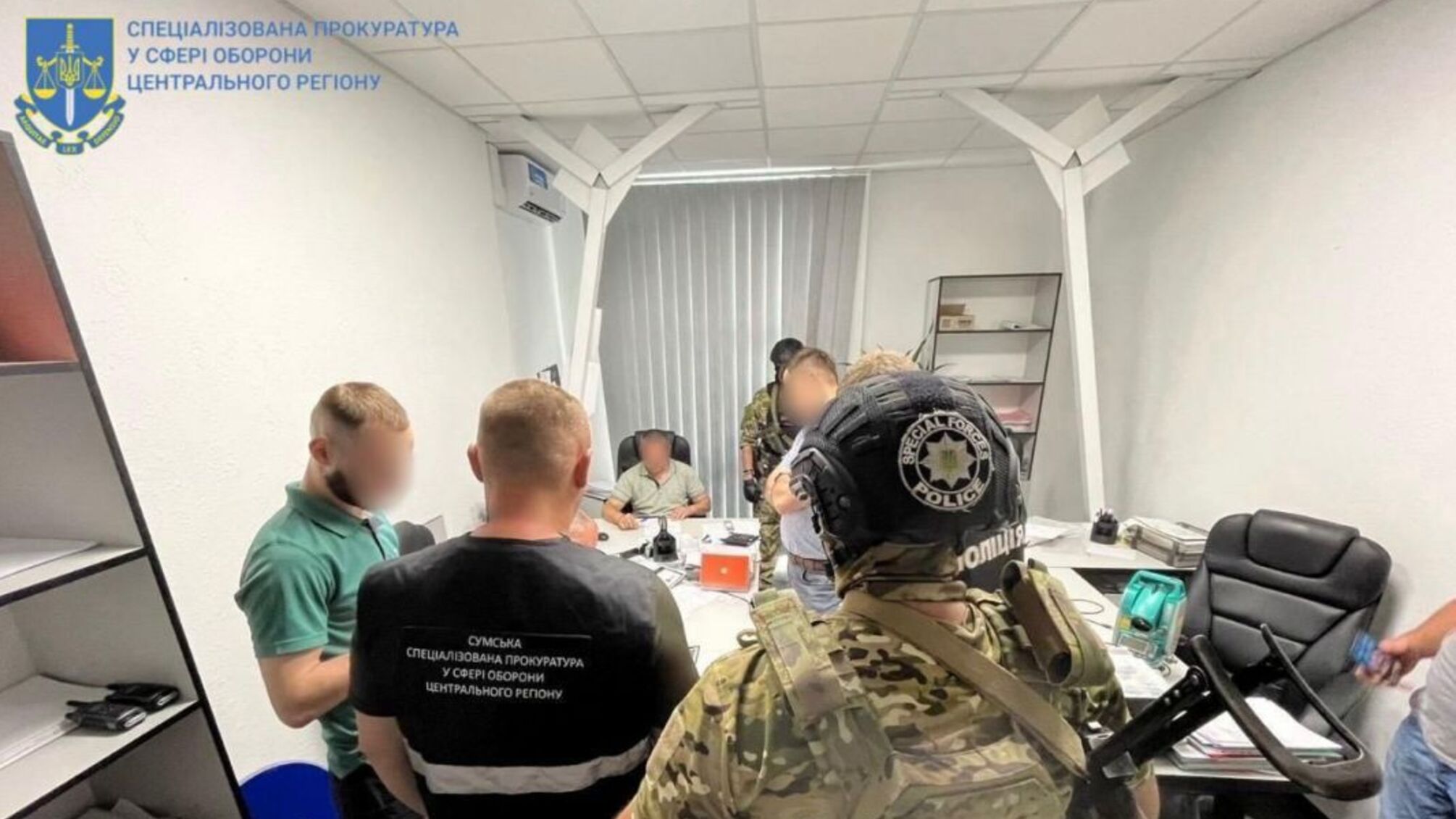 Оборонні кошти пішли не на фортифікації: директор фірми підозрюється у розкраданні 27 мільйонів