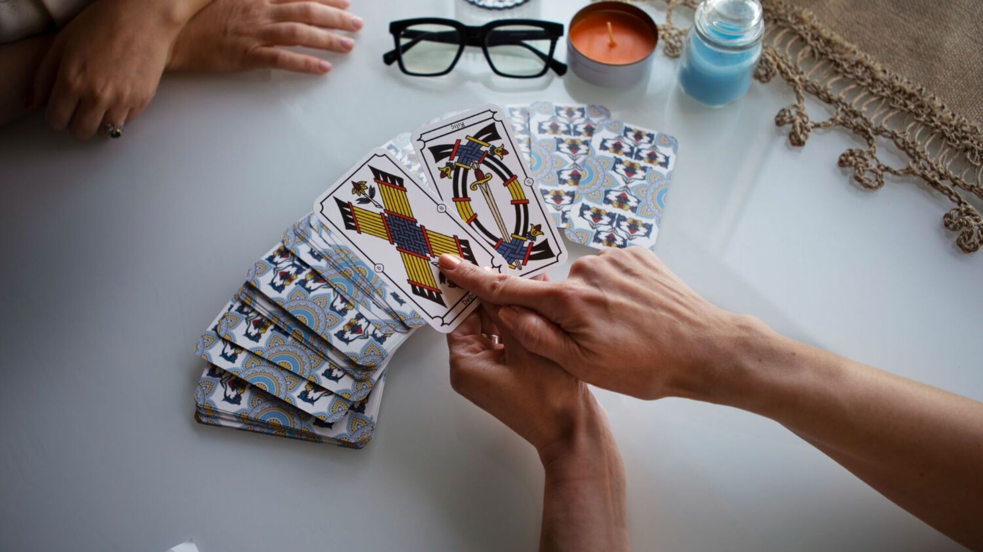 Что ждет ваш знак зодиака 22 июля: подсказки от таро