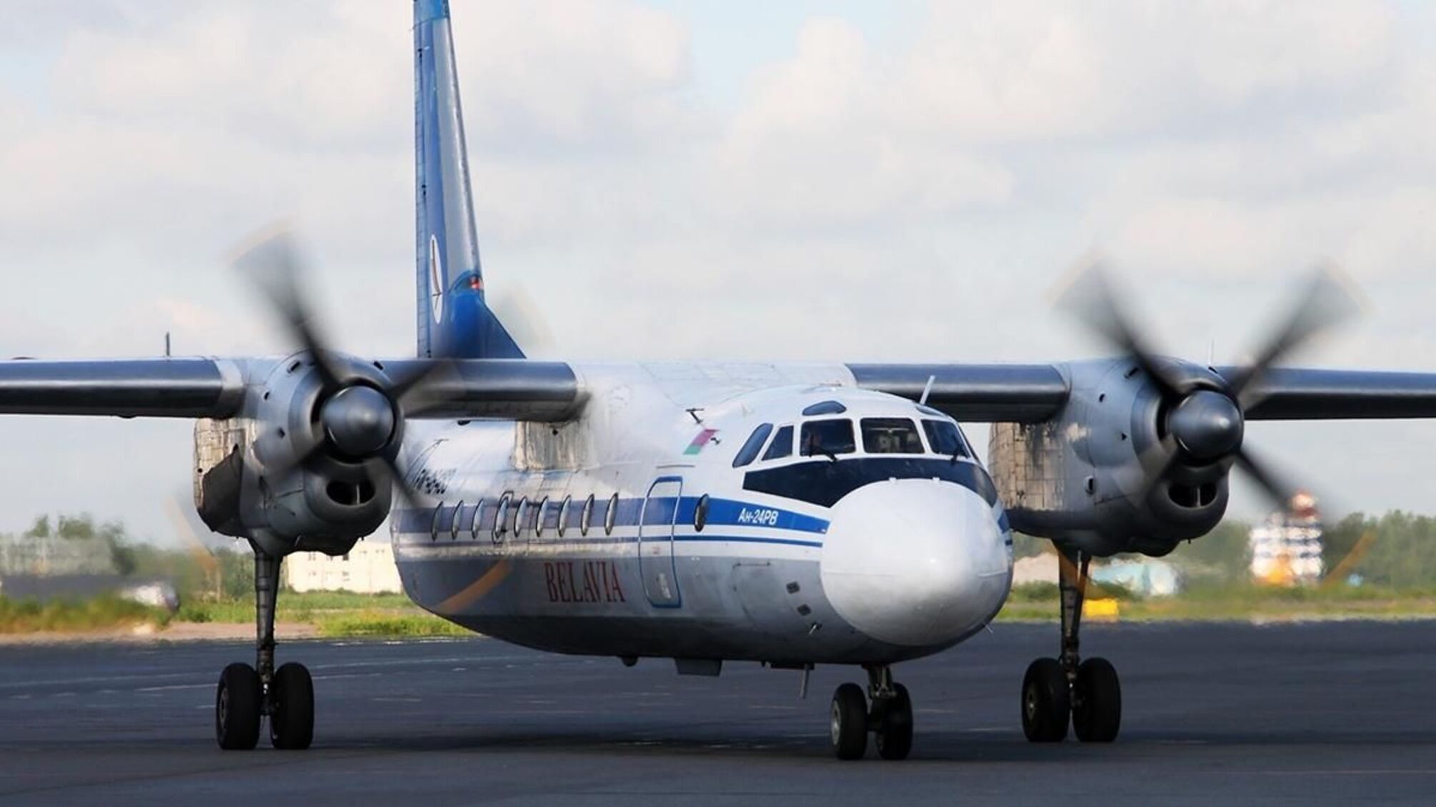 В россии пропал самолет Ан-24: на борту 42 человека (ОБНОВЛЯЕТСЯ)